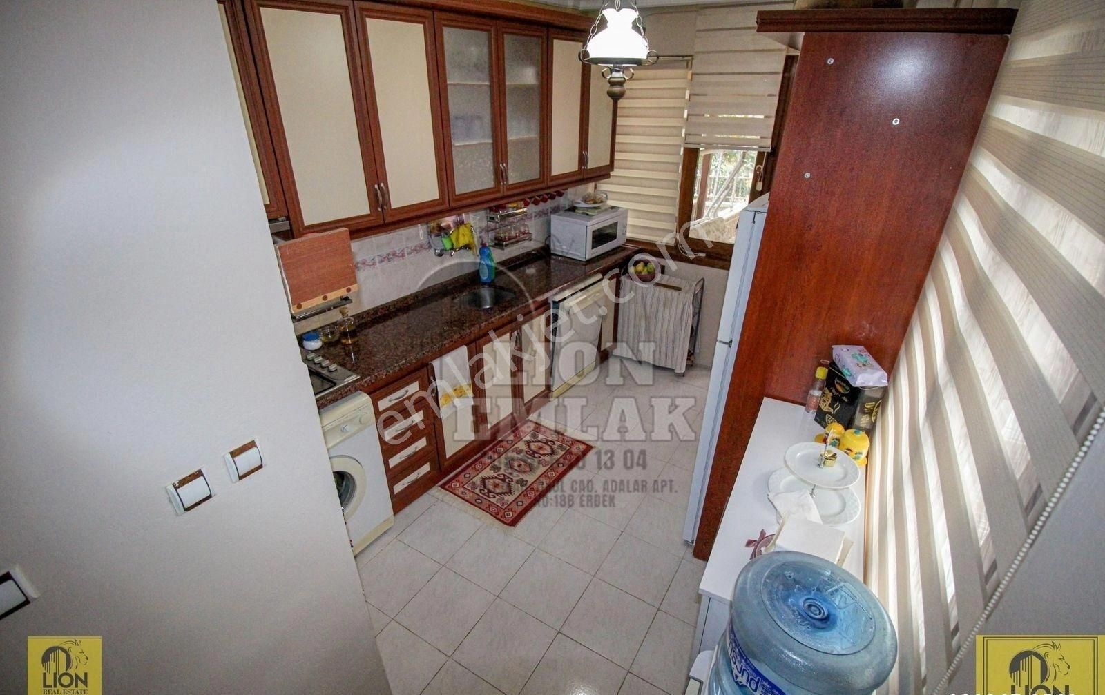 🟨⬛lıon Emlak'tan Erdek Zübeyde Hanım Caddesi Üzerinde 3+1 Satılık Triplex Villa⬛🟨 - Görsel 12