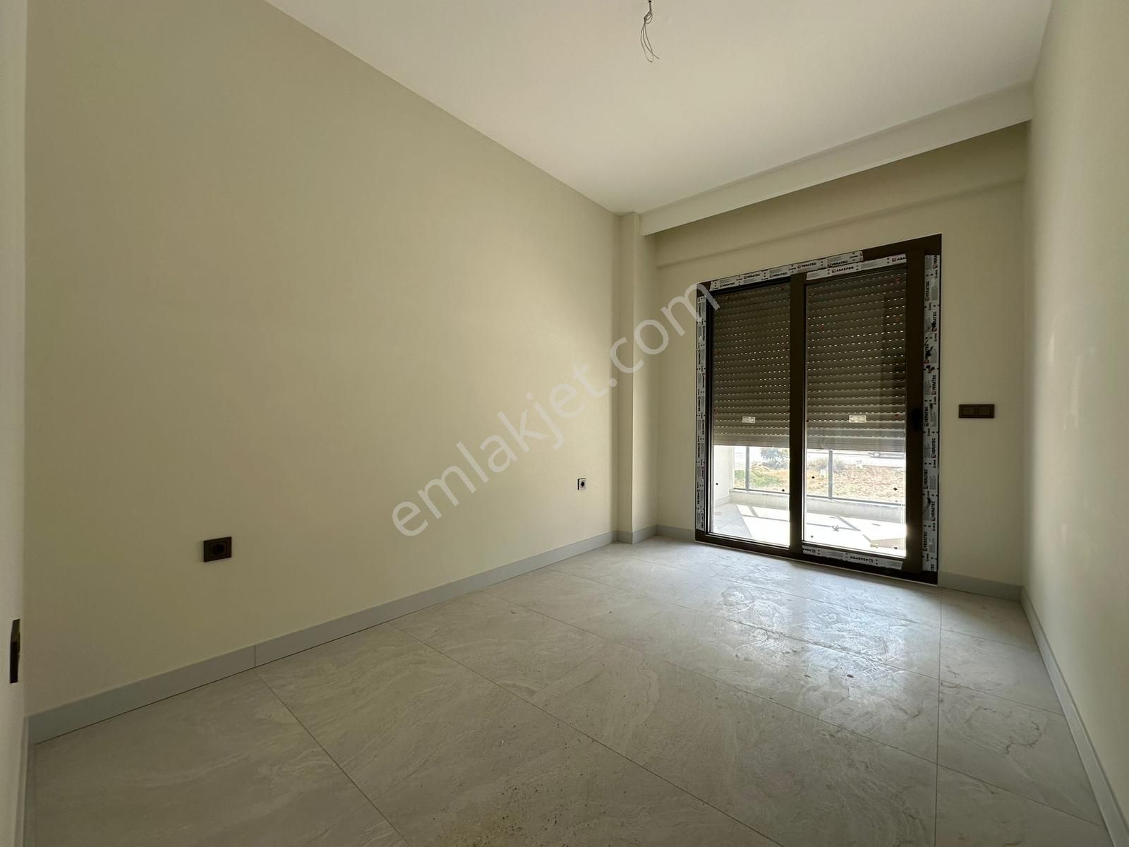 Demirler'den Ferhatlar Koleji Mevkii Arakat 3+1 Satılık Daire - Görsel 12