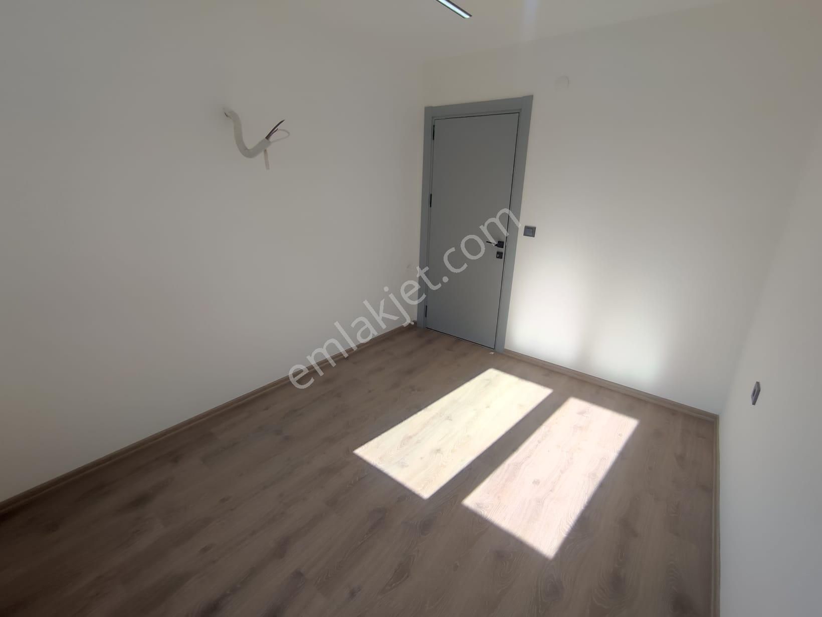 Cumhuriyet Mahallesinde 2+1 Sıfır Giriş Kat, Ön Cephe Daire - Görsel 8
