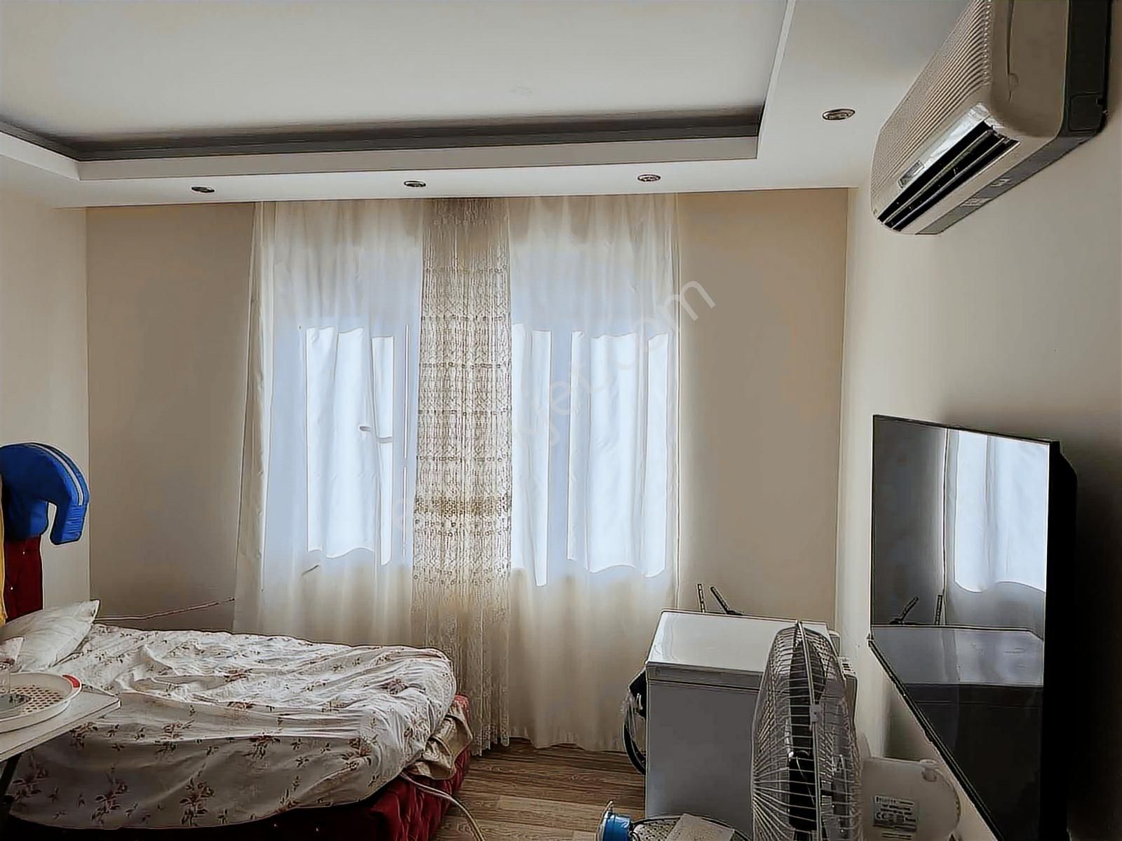 4+1 3 Cepheli 3 Balkon 2 Banyo 200 Metrekare Fırsat Daire - Görsel 15