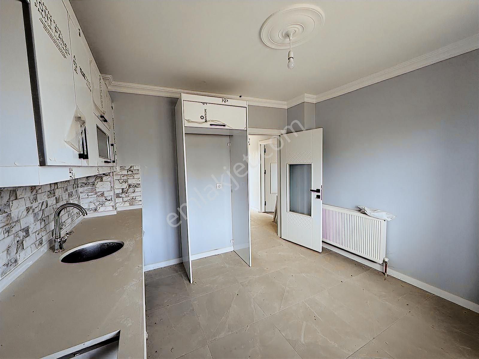 Gümüşyakada Sıfır, İskanlı 185m2 3+5.1 Lüks Müstakil Villa - Görsel 2