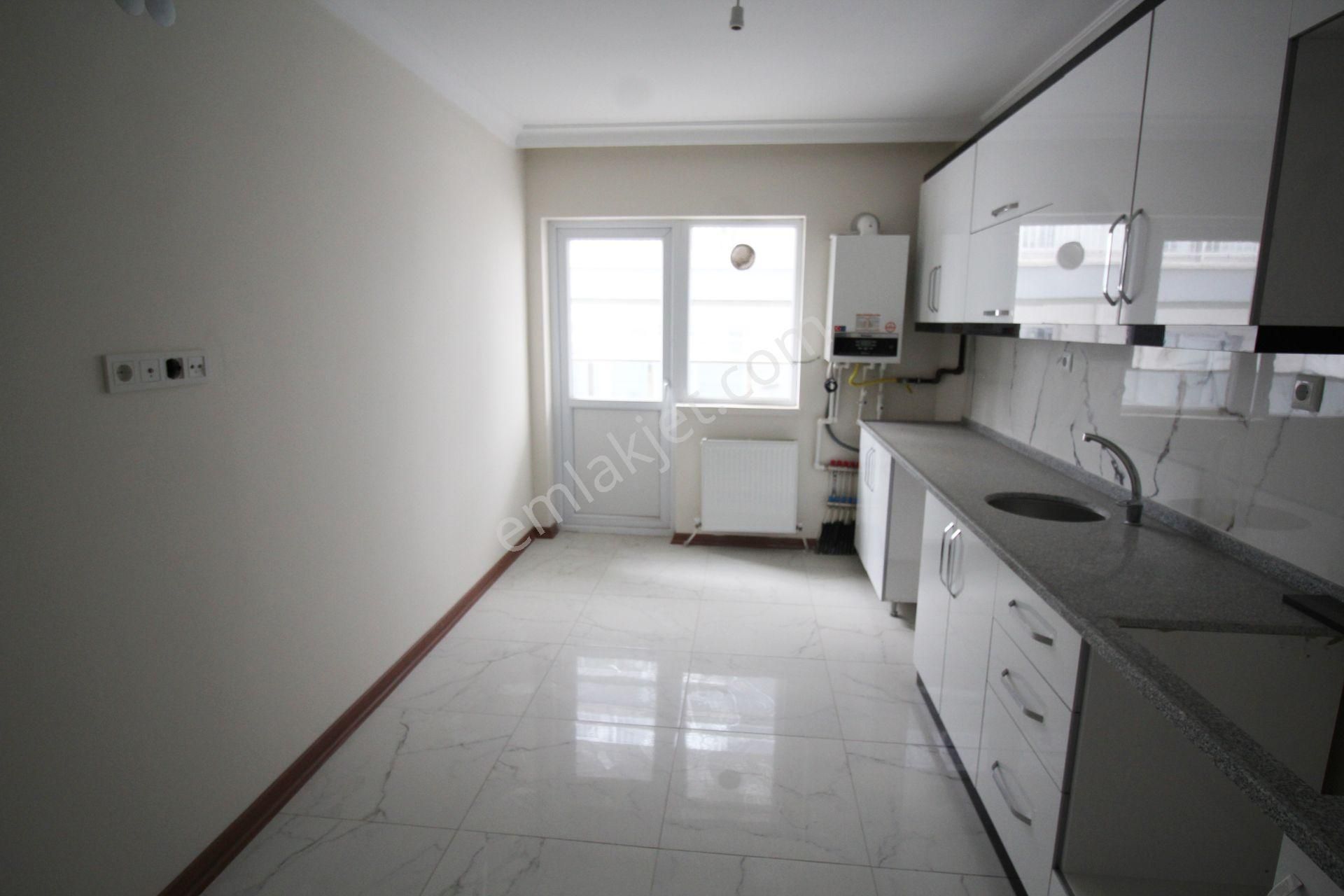 Krc'den Mamak Belediyesine Yürüme Mesafesinde 3+1 Kiralık Daire - Görsel 3