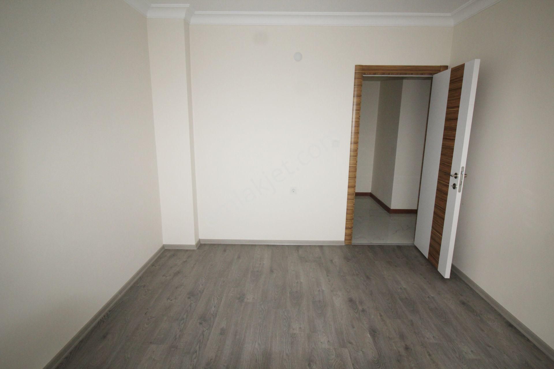 Krc'den Mamak Belediyesine Yürüme Mesafesinde 3+1 Kiralık Daire - Görsel 12