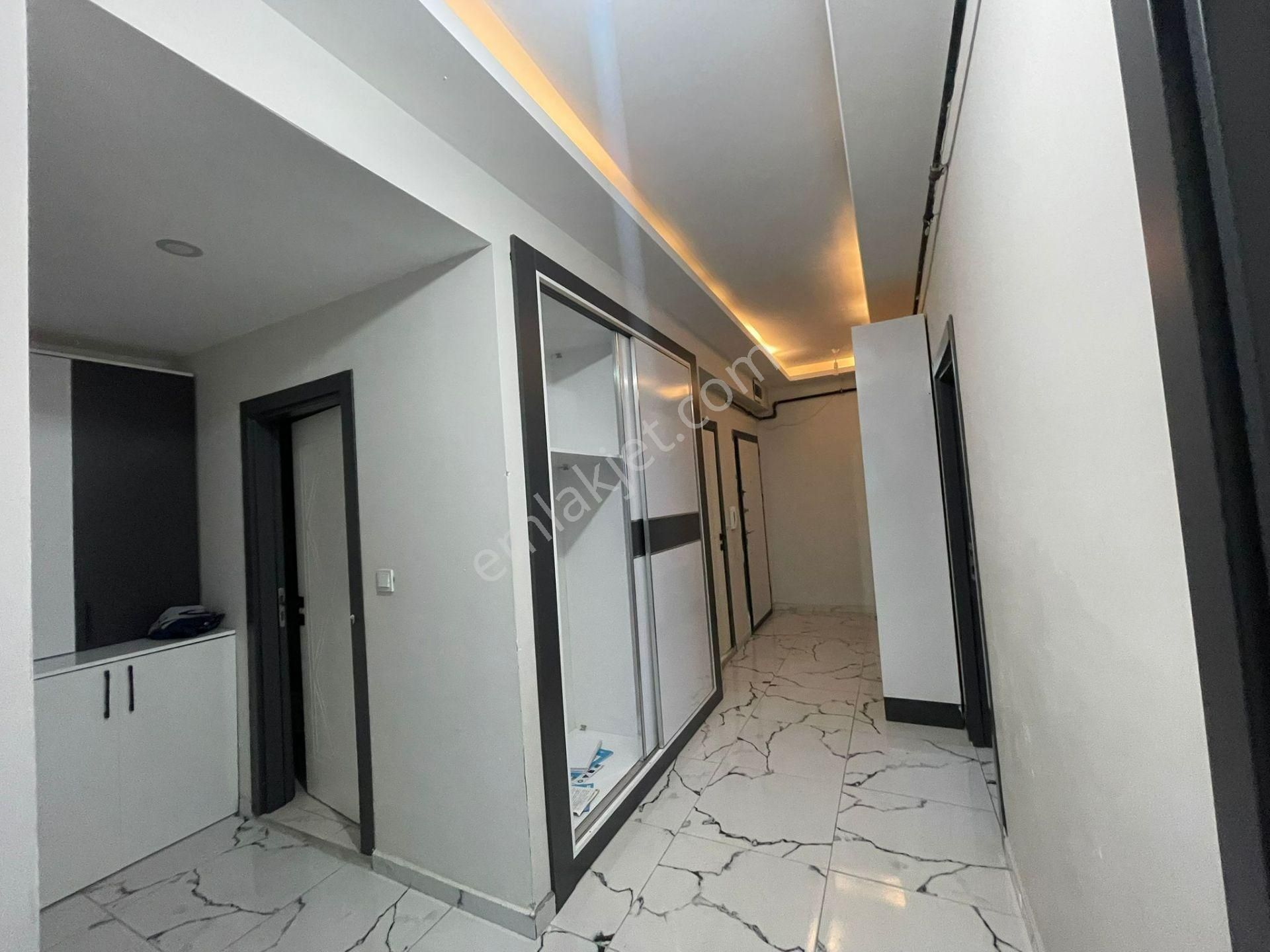 Üçkuyularda Fuar Alanı Arkasında Fırsat 2+1 Kiralık Daire - Görsel 5