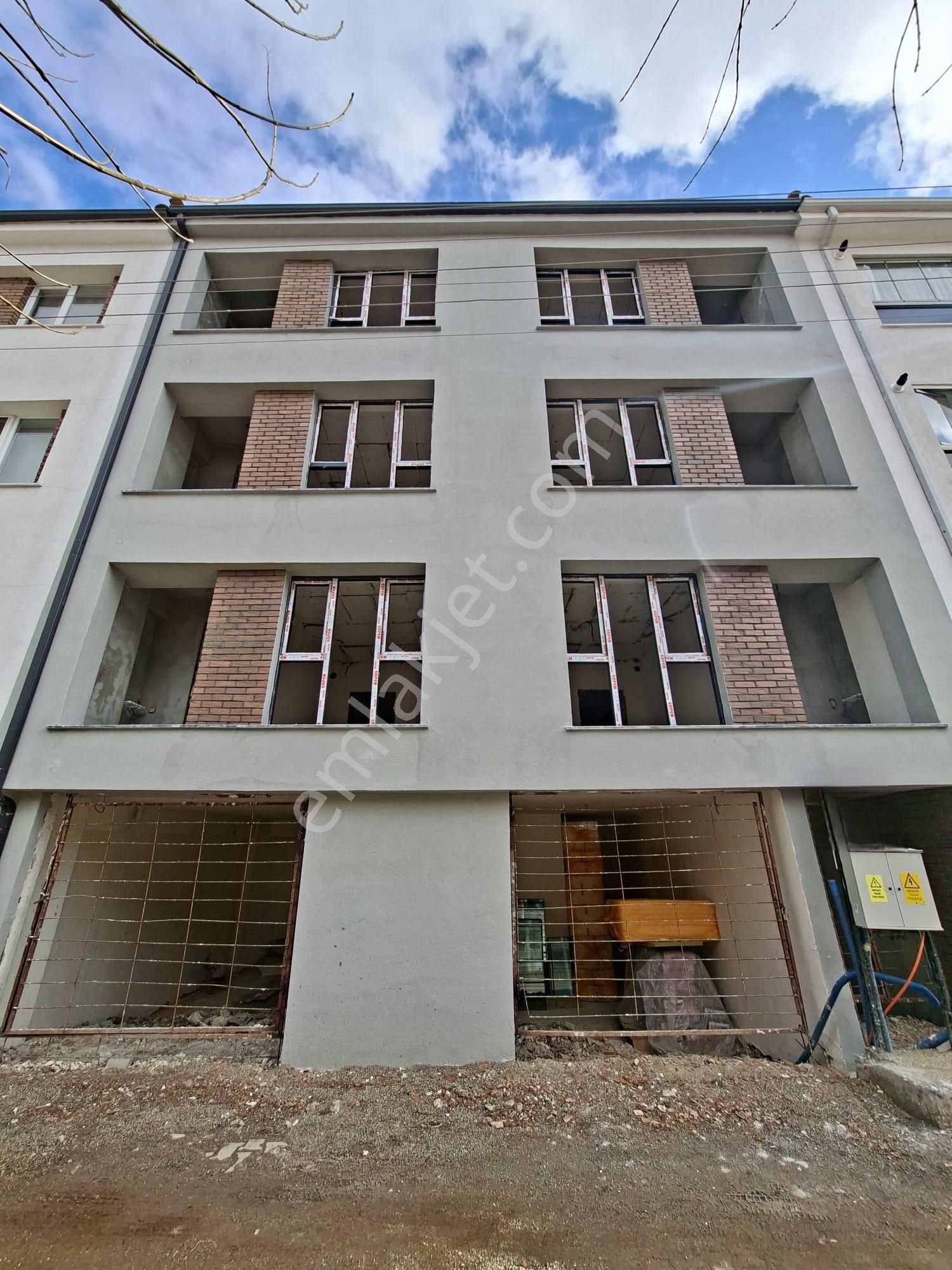 Recep Ümit Emlak'tan Şarhöyük Mah. Büyük Park Yakınında Satılık Geniş Ferah Lux 2+0 Daire - Görsel 1