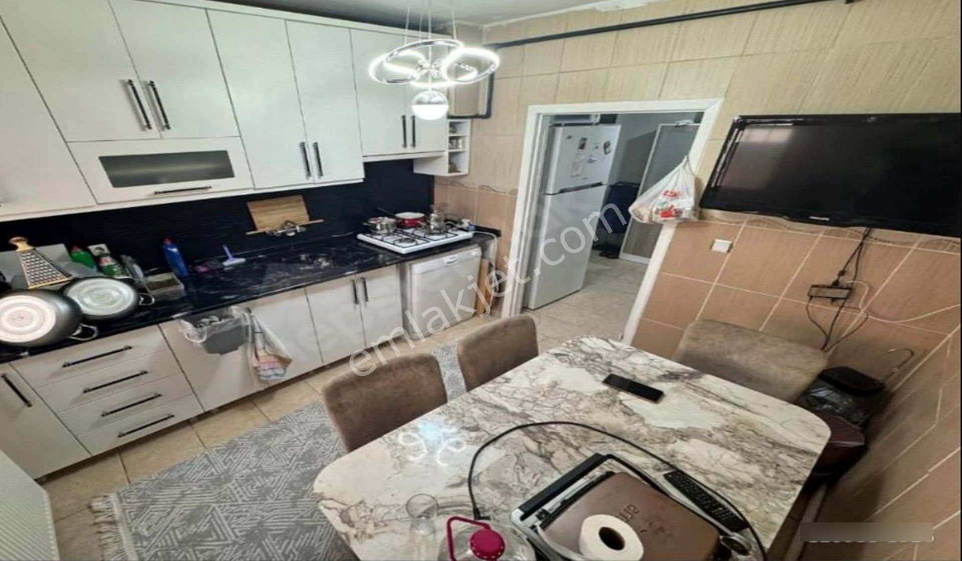 19 Mayıs Cadde Yakını 3+1 Giriş Katta Bağımsız Yapılı - Görsel 4