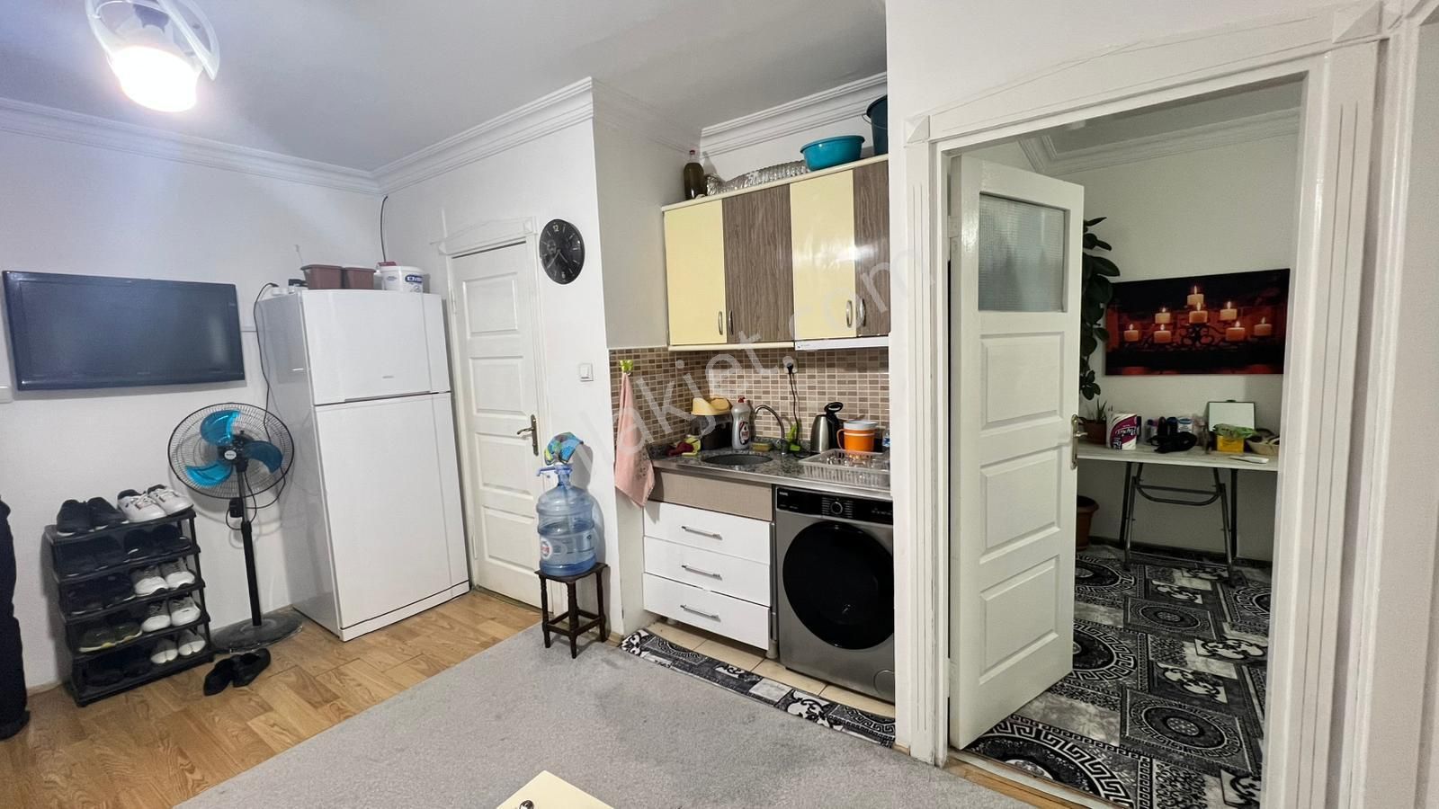 Kadınlar Yüzme Havuzu Karşı Sokağında Satılık 2+0 - Görsel 10