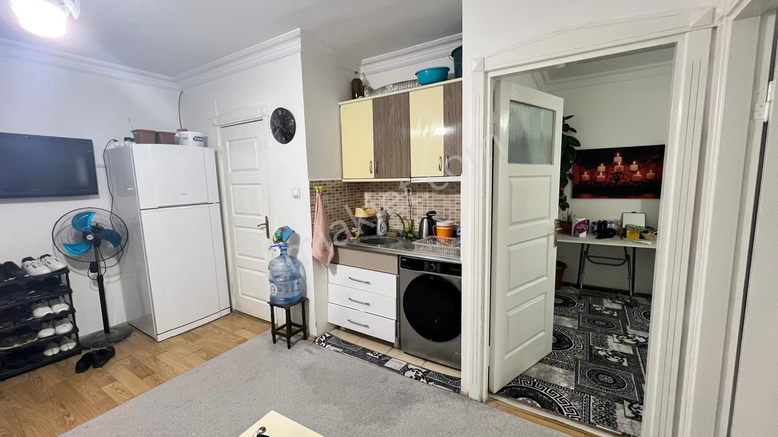 Kadınlar Yüzme Havuzu Karşı Sokağında Satılık 2+0 - Görsel 14