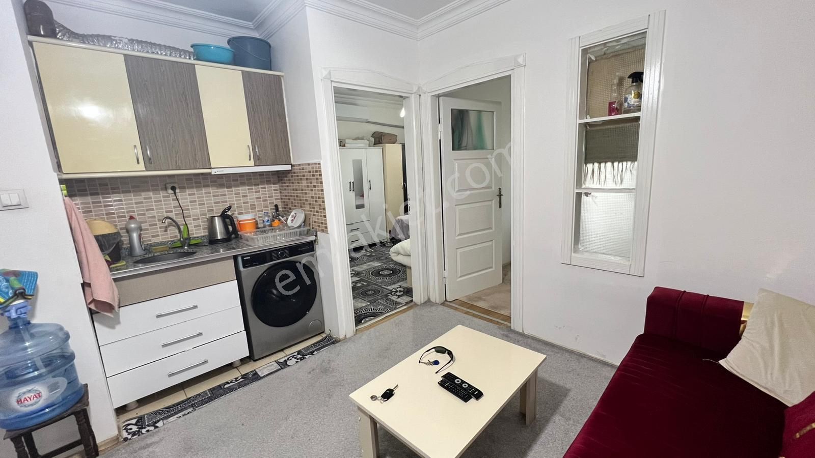 Kadınlar Yüzme Havuzu Karşı Sokağında Satılık 2+0 - Görsel 3