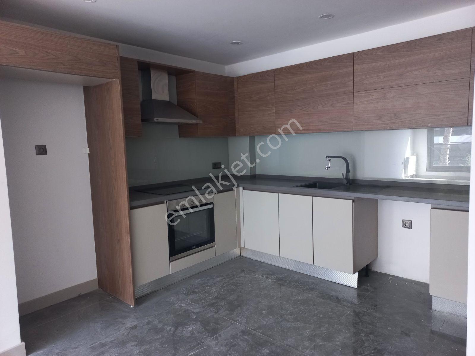 Emlak Buraya / İzmir Landor Gaziemir'de Satılık 2+1 Lüks Daire - Görsel 21