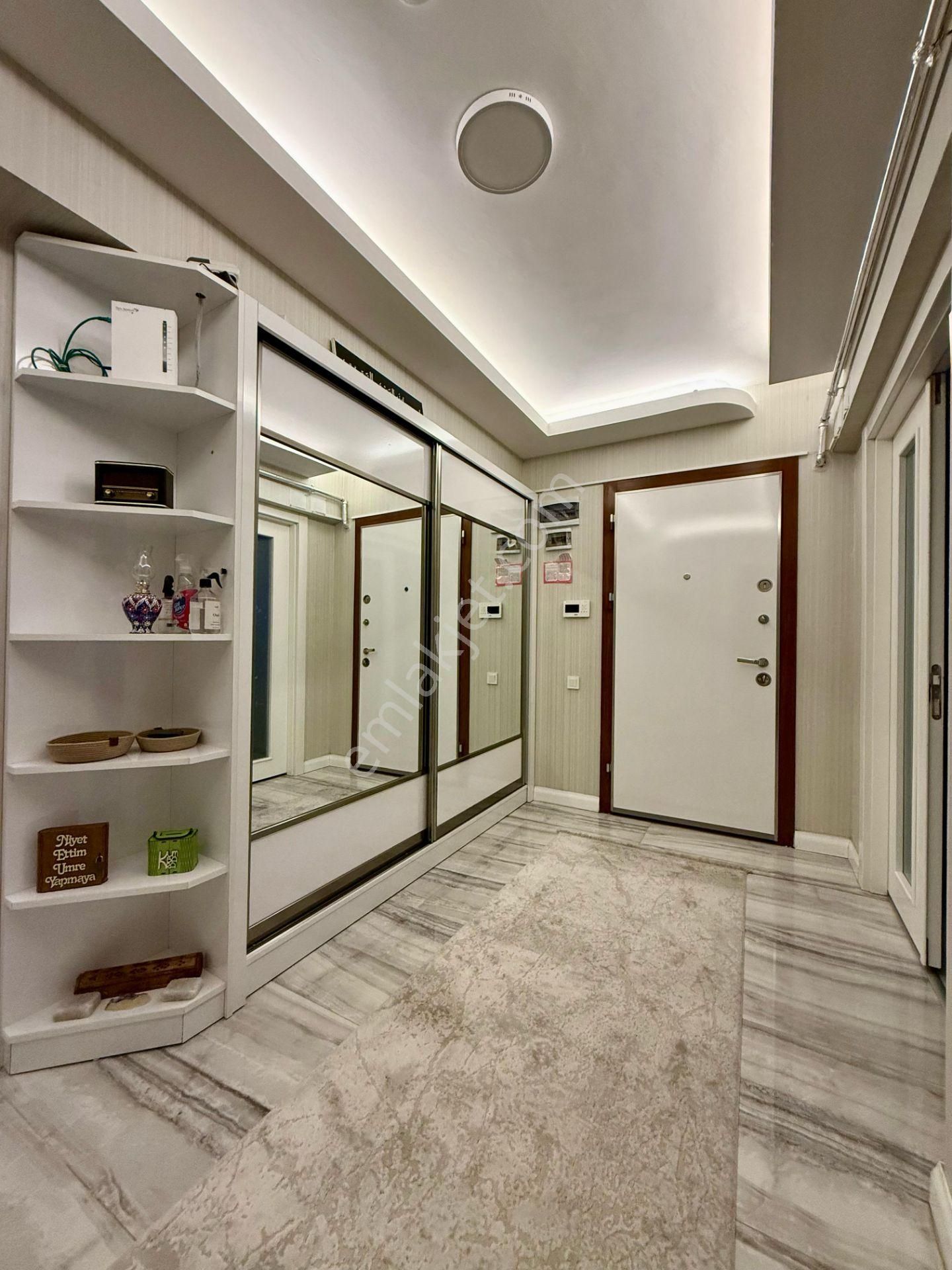 Ufuk Kılıç Emlak'tan 2 Bloklu Sitesi Lüx Yapılı Yerden Isıtmalı 4+1 Daire - Görsel 33