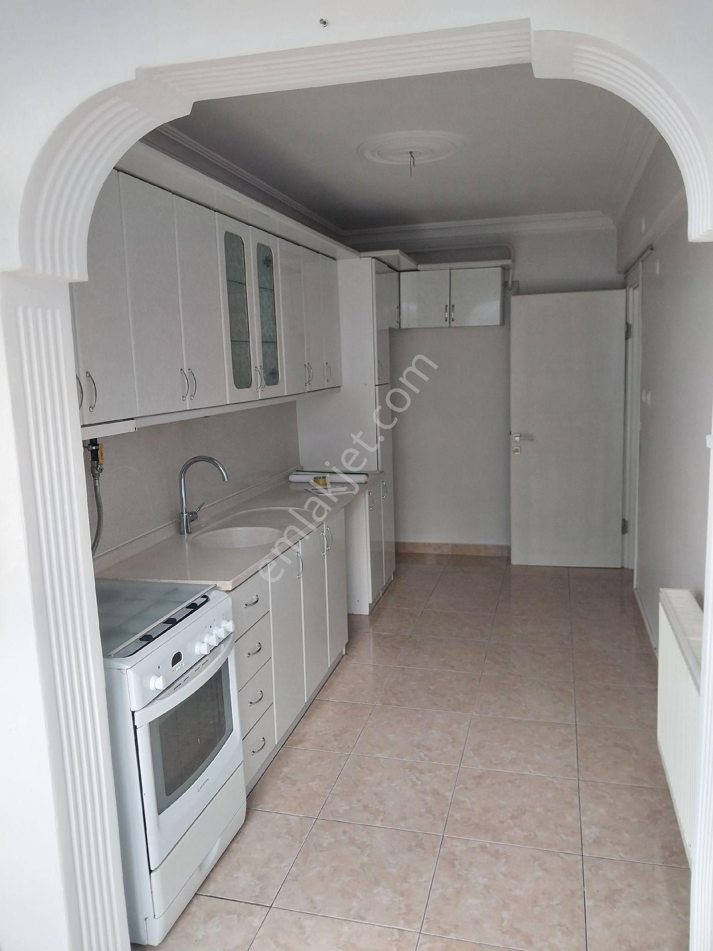 Tekirdağ Süleymanpaşa Gayrimenkulden Satılık Daire Yüzyıl Mah 4kat 3+1 - Görsel 2