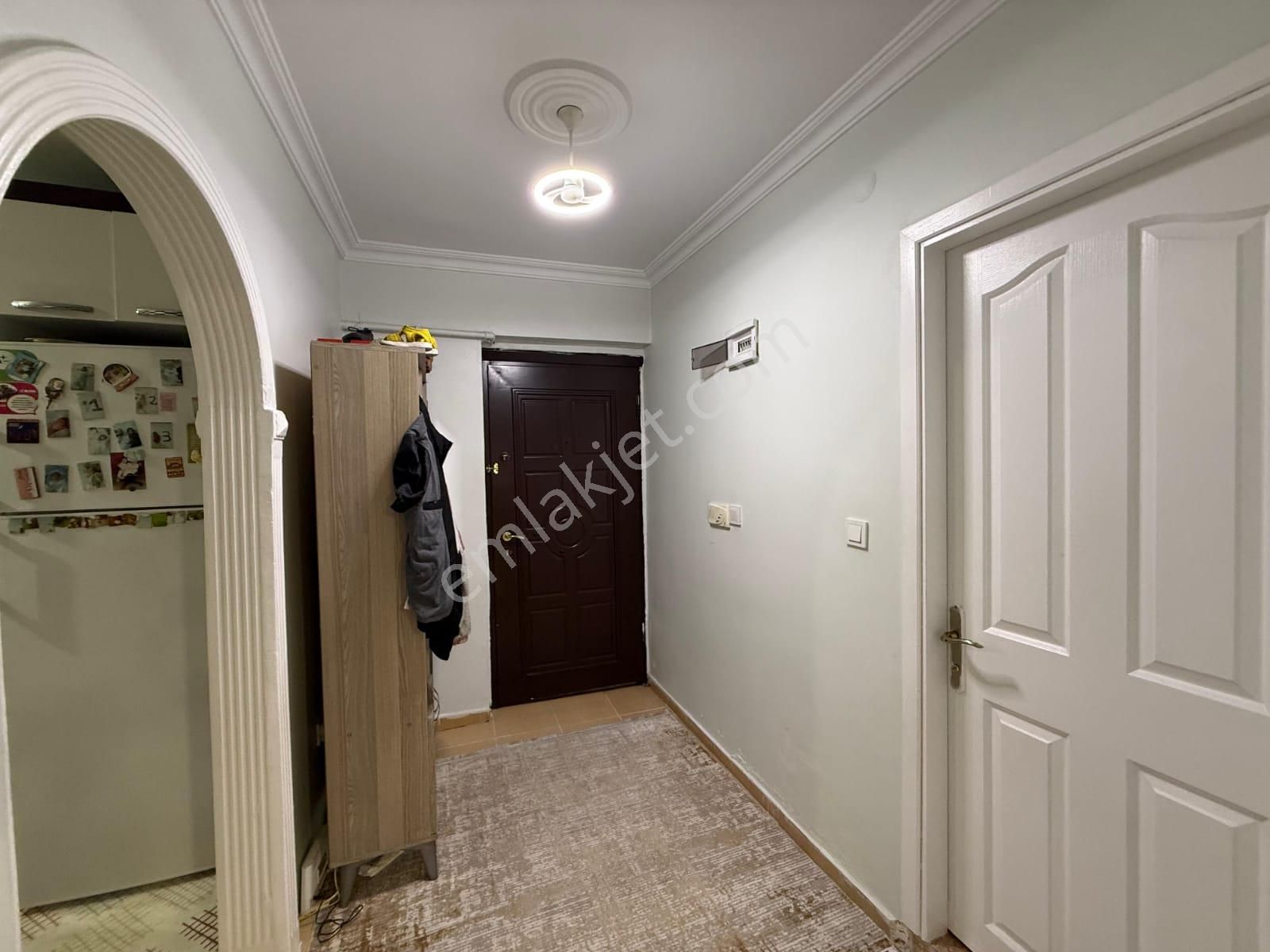 Fatih Emlak Tan Krediye Uygun Mevlana Cami Yakını - Görsel 9