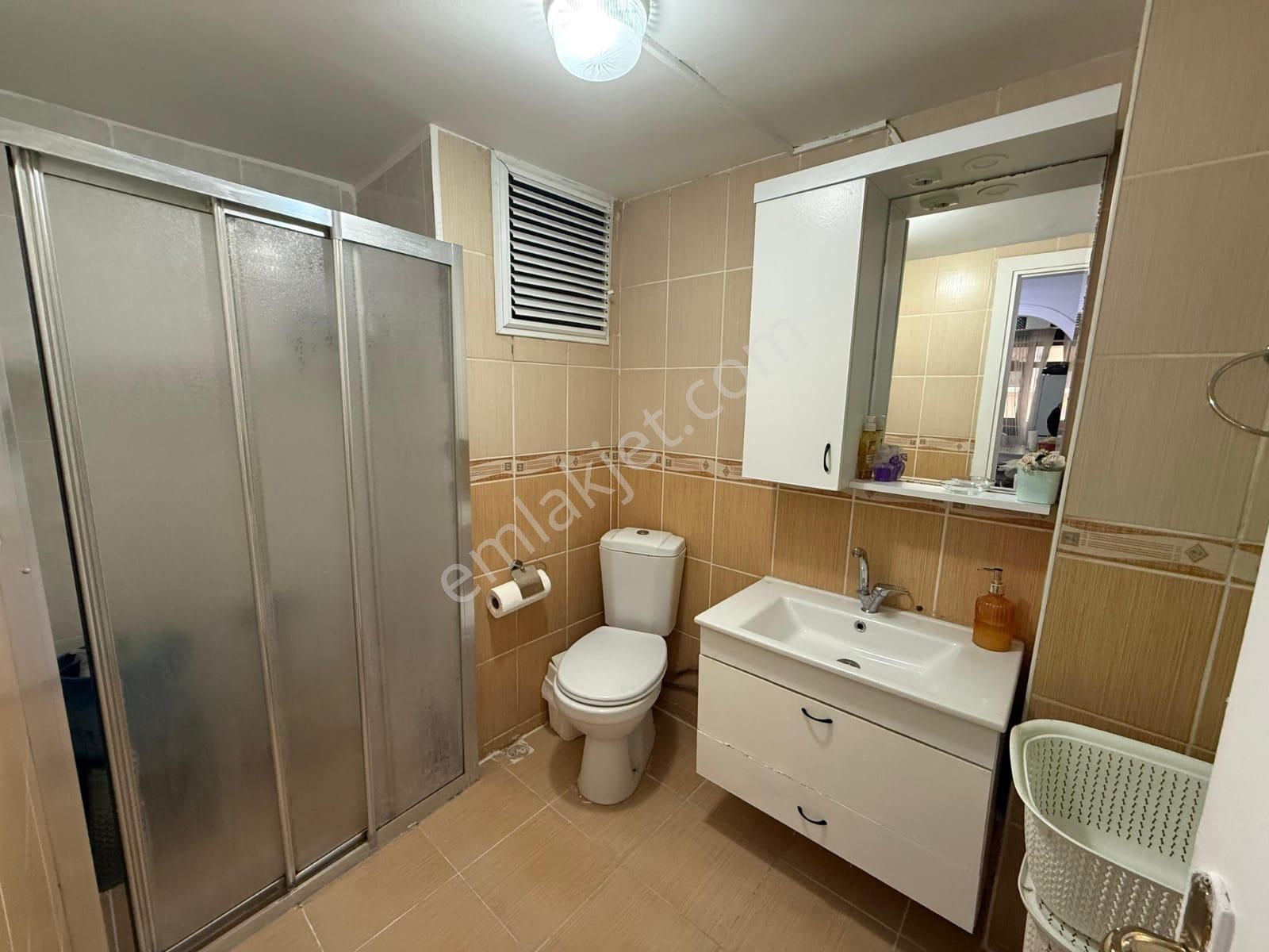 Fatih Emlak Tan Krediye Uygun Mevlana Cami Yakını - Görsel 10