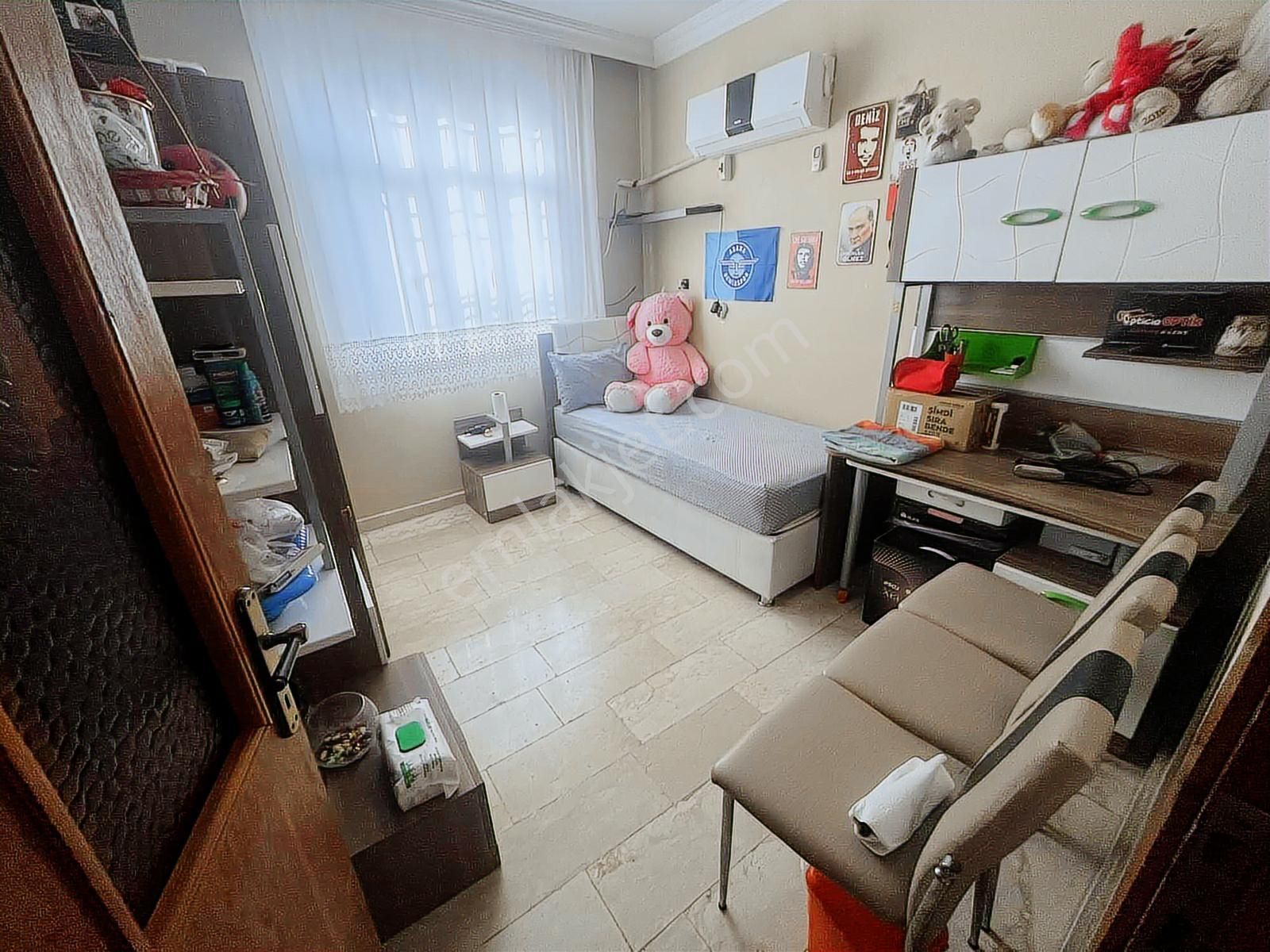 Merkezi Konumda Kozan Yoluna Yakın 3 Katlı Müstakil Ev - Görsel 29