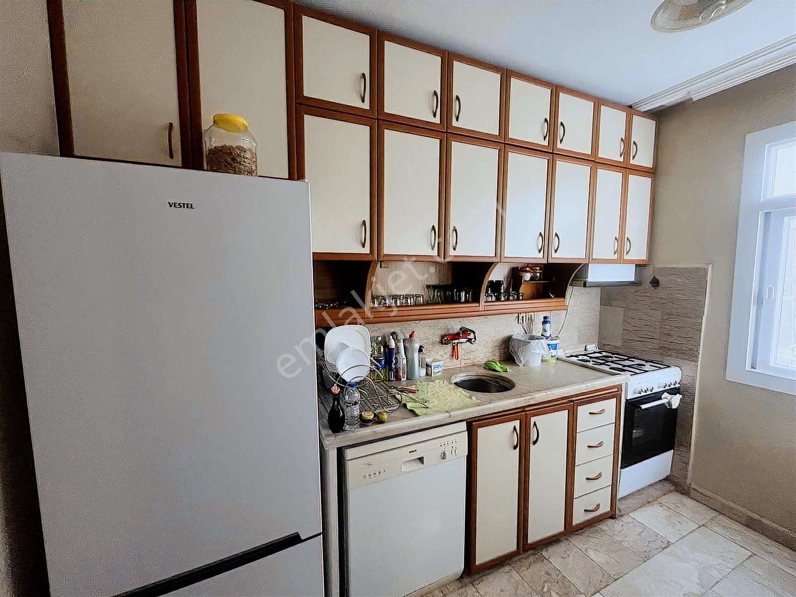 Merkezi Konumda Kozan Yoluna Yakın 3 Katlı Müstakil Ev - Görsel 24