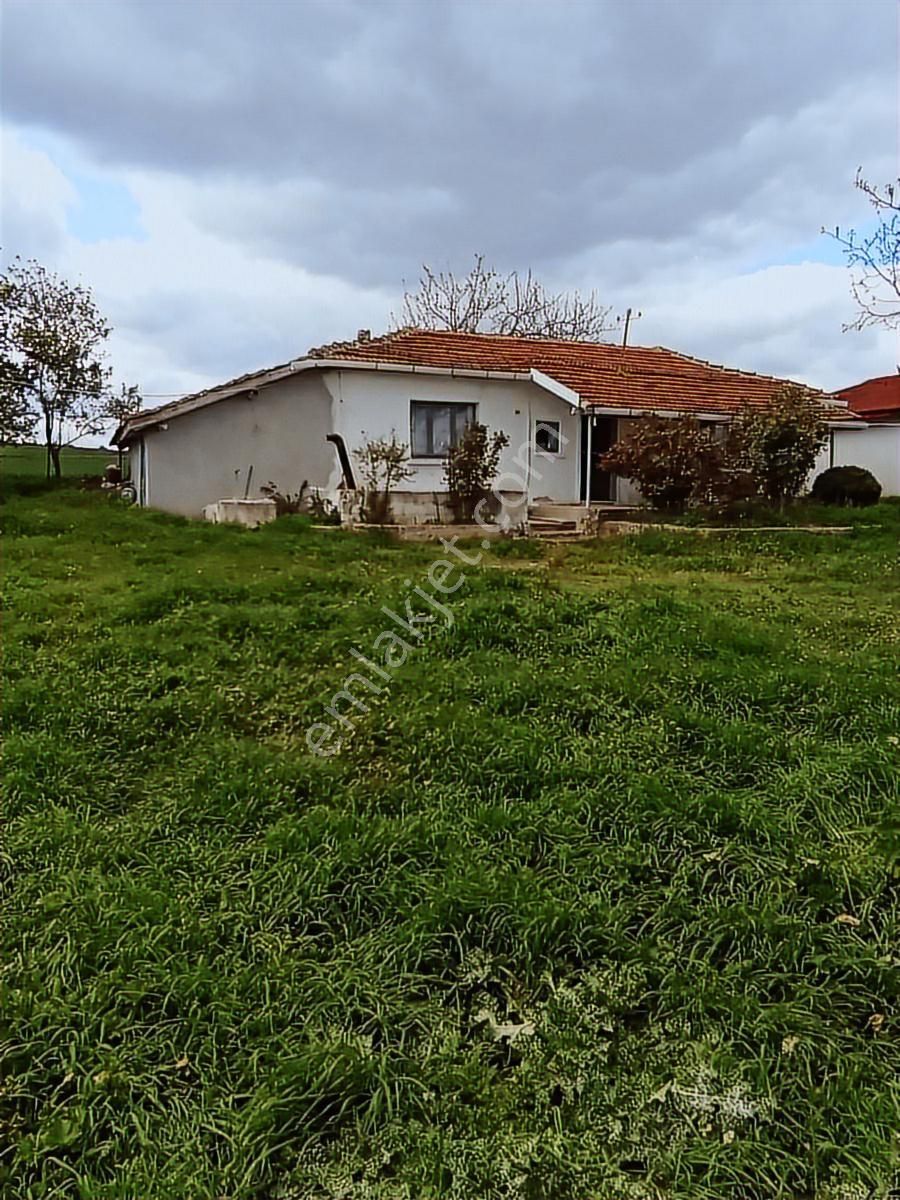 Emlakyap Tan Kırklareli Koyunbaba Da Kerpiç Köy Evi Ve Arsası