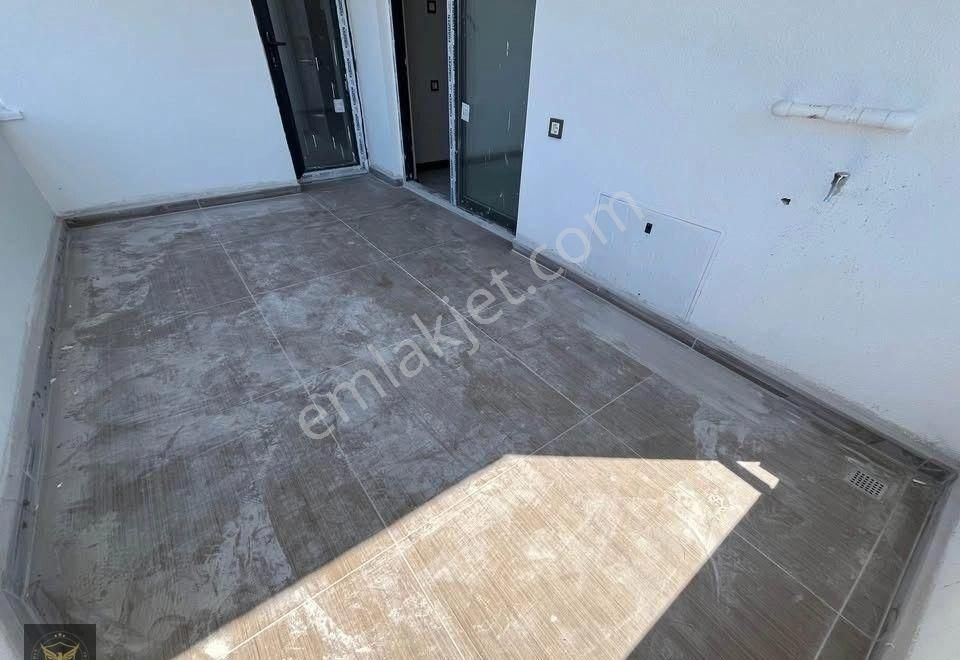 Beylikdüzü Merkez'de Metrobüse Komşu 2+1 Lüks Dairemiz - Görsel 4