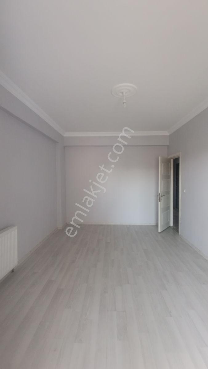 Emlakyap Tan Namazgah Caddesi Üstünde Kiralık 2+1 - Görsel 21