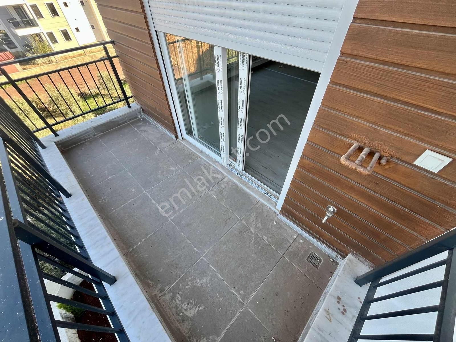 Gms'den Orman Manzarlı Katta 1+1 Üniversite Ve Hastaneye Yakın - Görsel 13