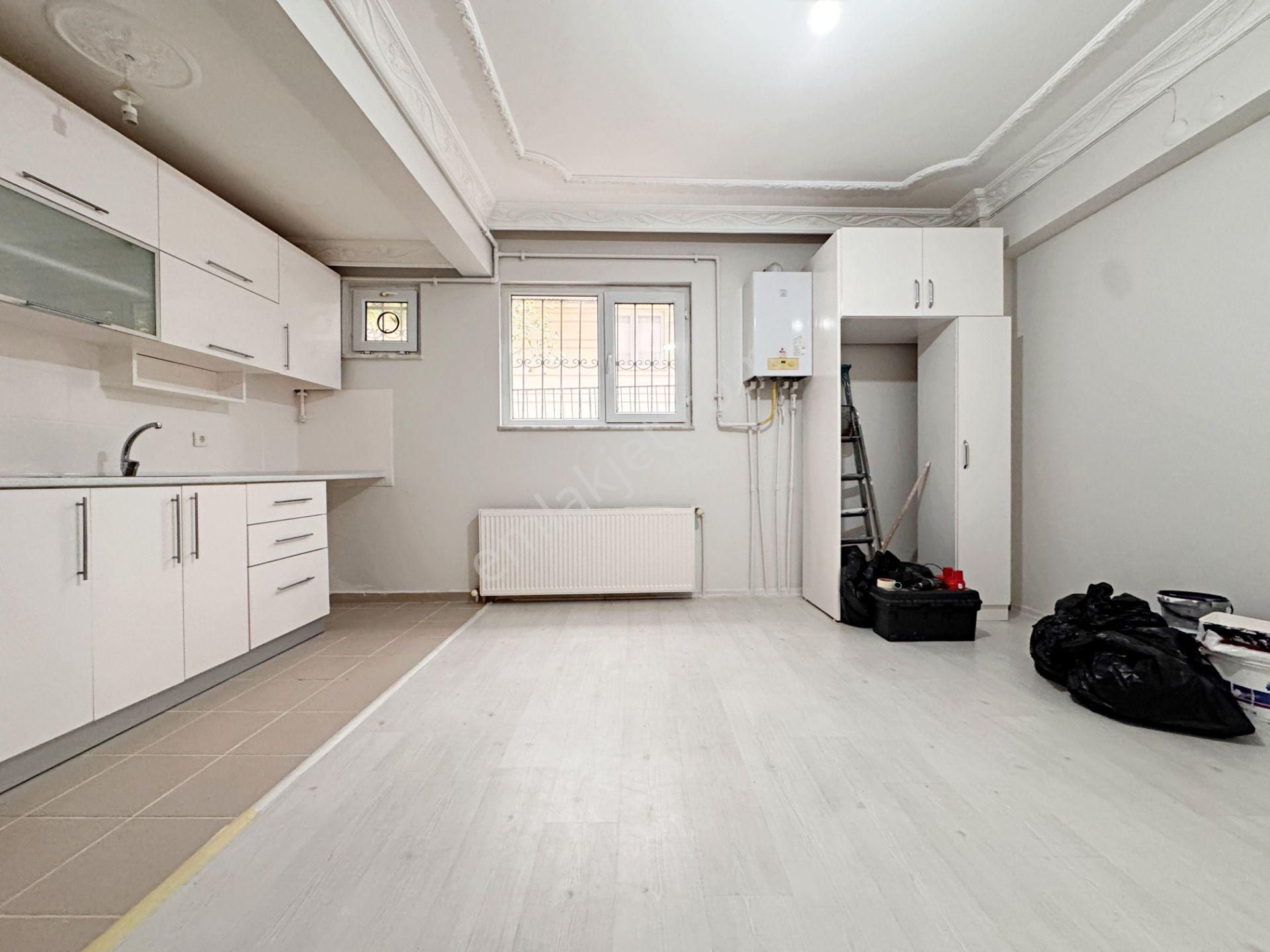 Home Vizyon Bahçelievler Yenibosna Radara Yakın Kiralık 1+1 Bahçe Katı Daire. - Görsel 9