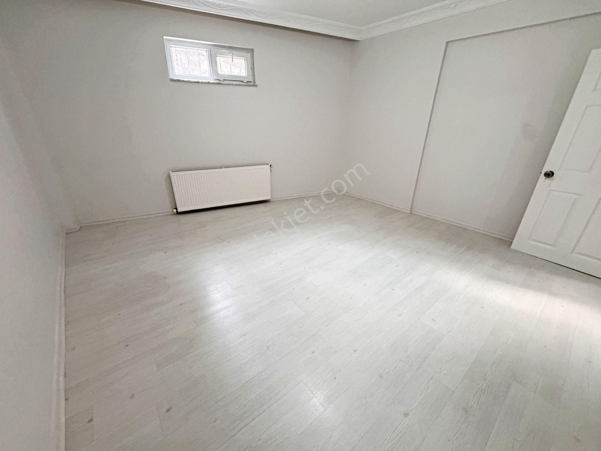 Home Vizyon Bahçelievler Yenibosna Radara Yakın Kiralık 1+1 Bahçe Katı Daire. - Görsel 3