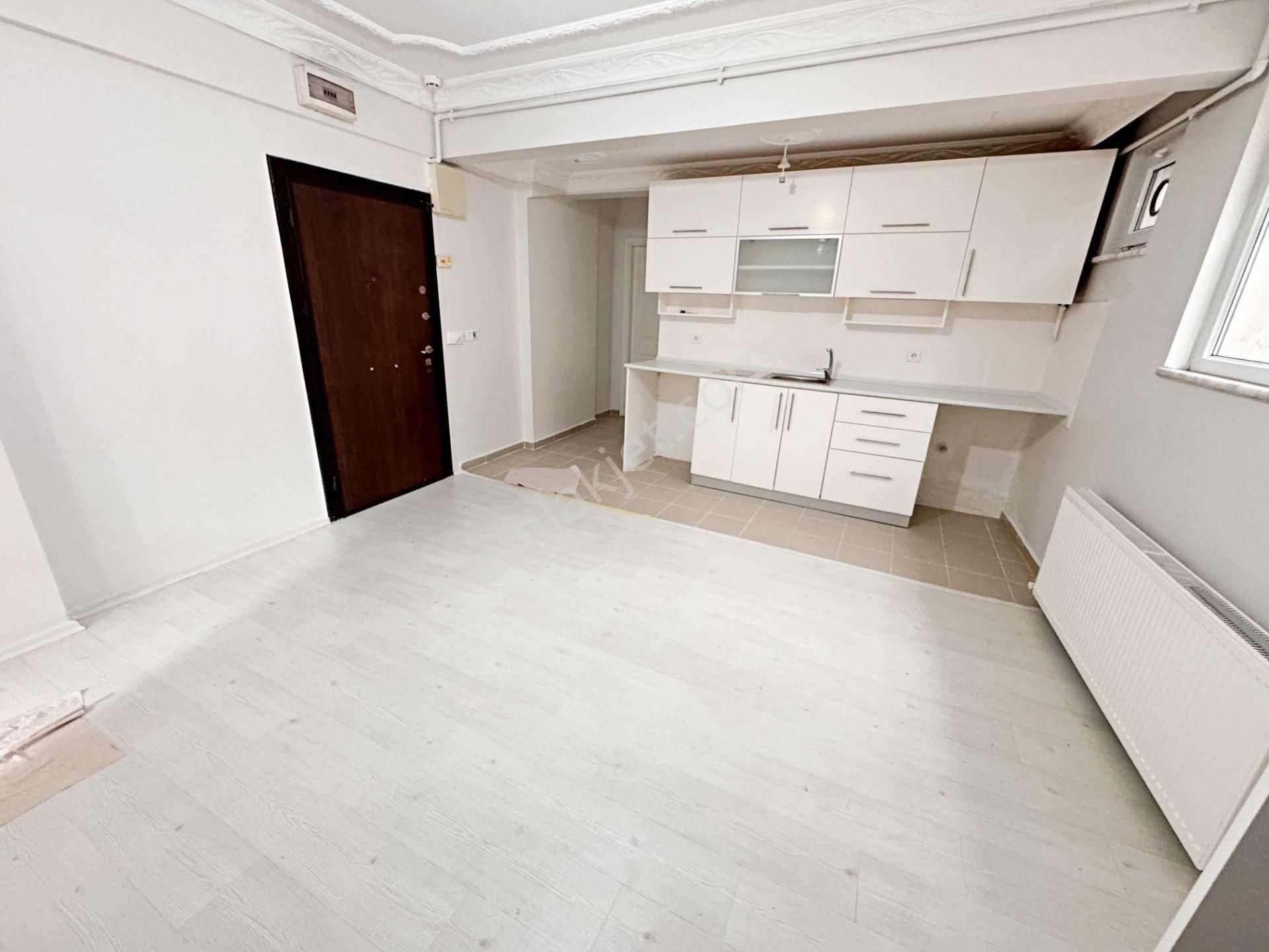 Home Vizyon Bahçelievler Yenibosna Radara Yakın Kiralık 1+1 Bahçe Katı Daire. - Görsel 10
