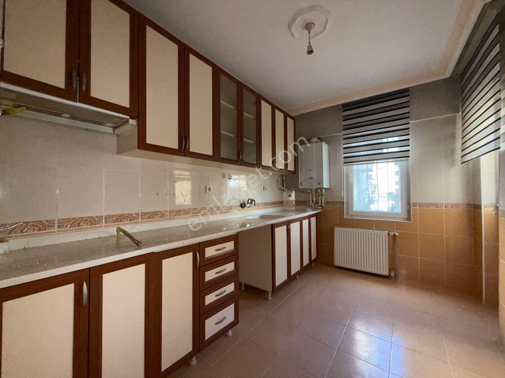 Ufuk Kılıç Emlak'tan Pursaklar Merkez'dehastane Yak.3+1 Y.giriş