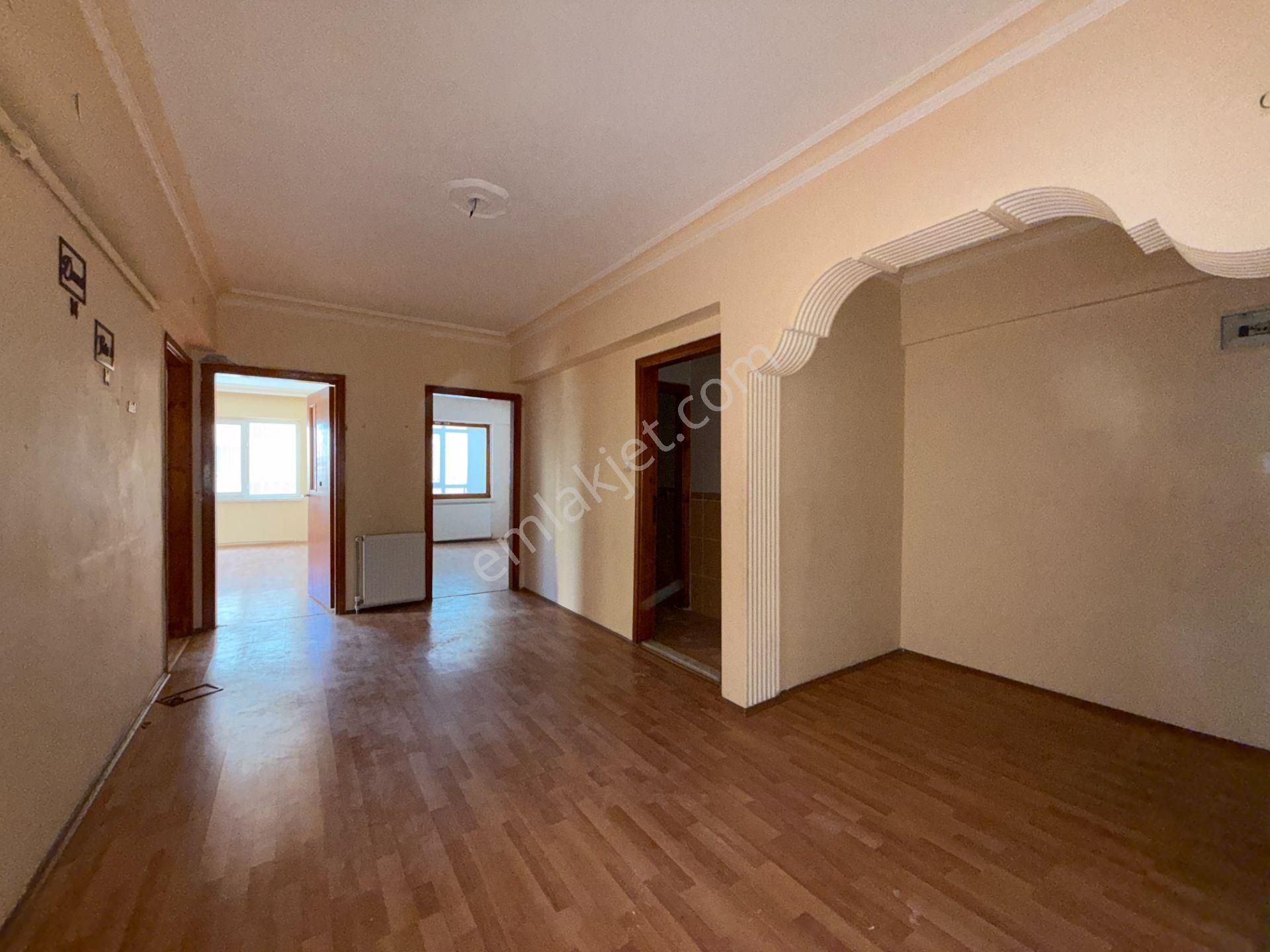 Ufuk Kılıç Emlak'tan Pursaklar Merkez'dehastane Yak.3+1 Y.giriş - Görsel 25