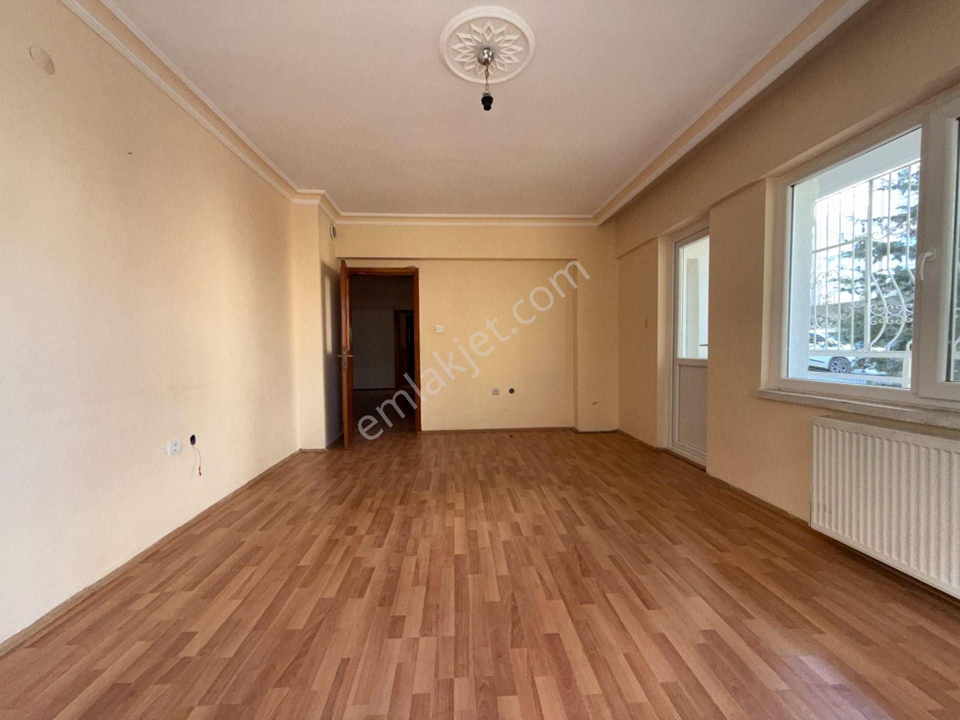 Ufuk Kılıç Emlak'tan Pursaklar Merkez'dehastane Yak.3+1 Y.giriş - Görsel 9