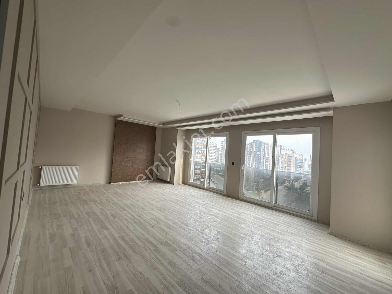 Mezitli De Elit Lokasyonda Marka Projede Gerçek 4+1