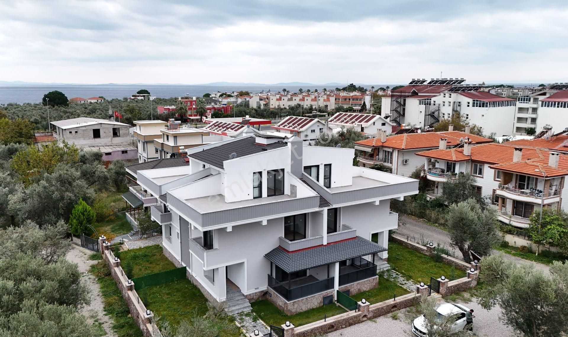 Yiğit'ten Altınoluk Narlı'da Denize 100 Metre Satılık 3+1 Villa - Görsel 3