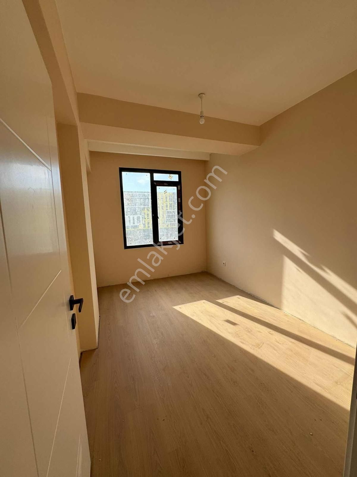 Pendik Tavşantepe Metro Yanı 2+1 Daire - Görsel 5