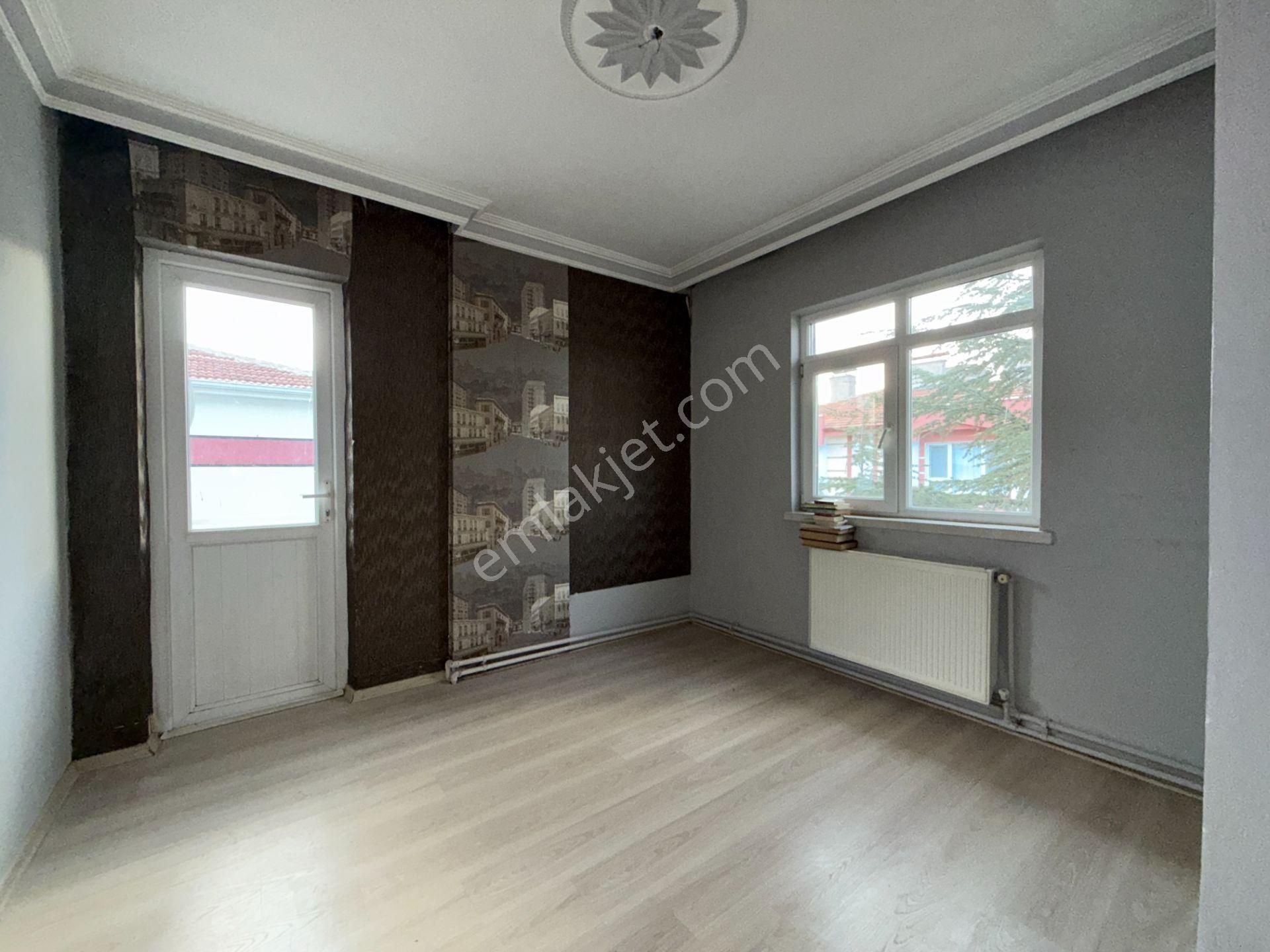 Ufuk Kılıç Emlak'tan Bu Fiyat Kaçmaz Merkezde Katta G.cephe 3+1 Daire - Görsel 10