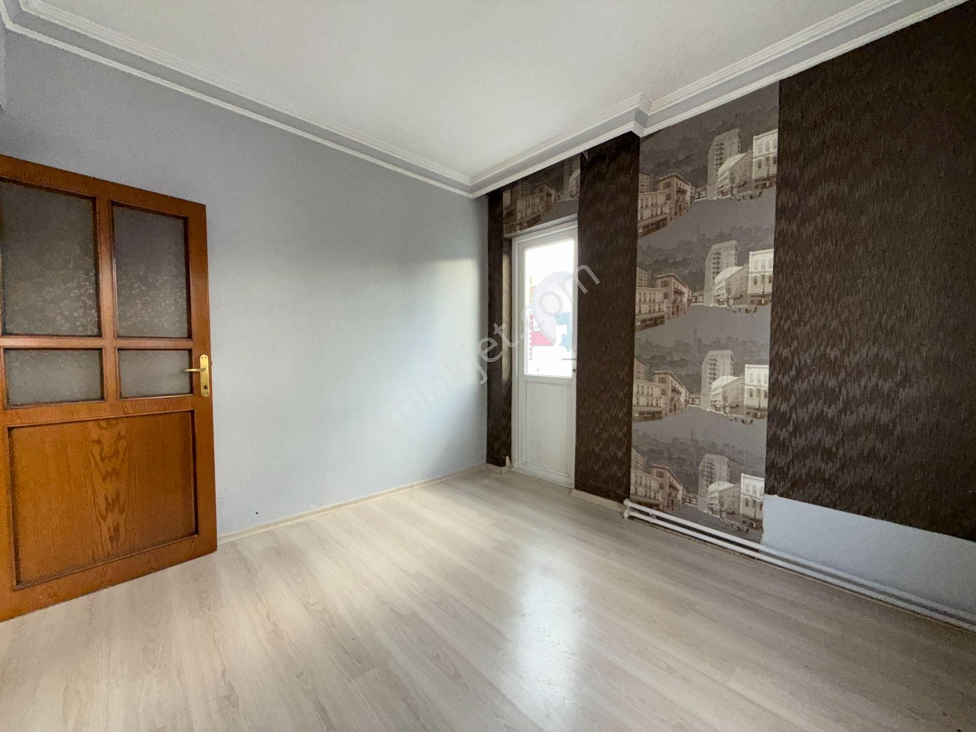 Ufuk Kılıç Emlak'tan Bu Fiyat Kaçmaz Merkezde Katta G.cephe 3+1 Daire - Görsel 12