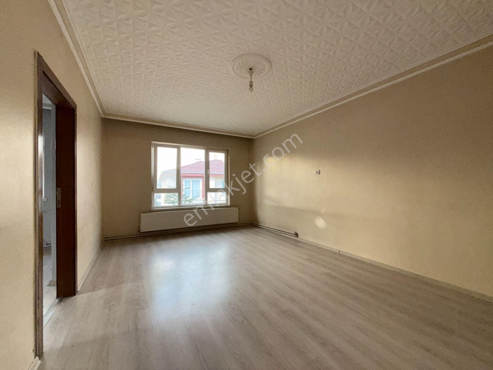 Ufuk Kılıç Emlak'tan Bu Fiyat Kaçmaz Merkezde Katta G.cephe 3+1 Daire - Görsel 9