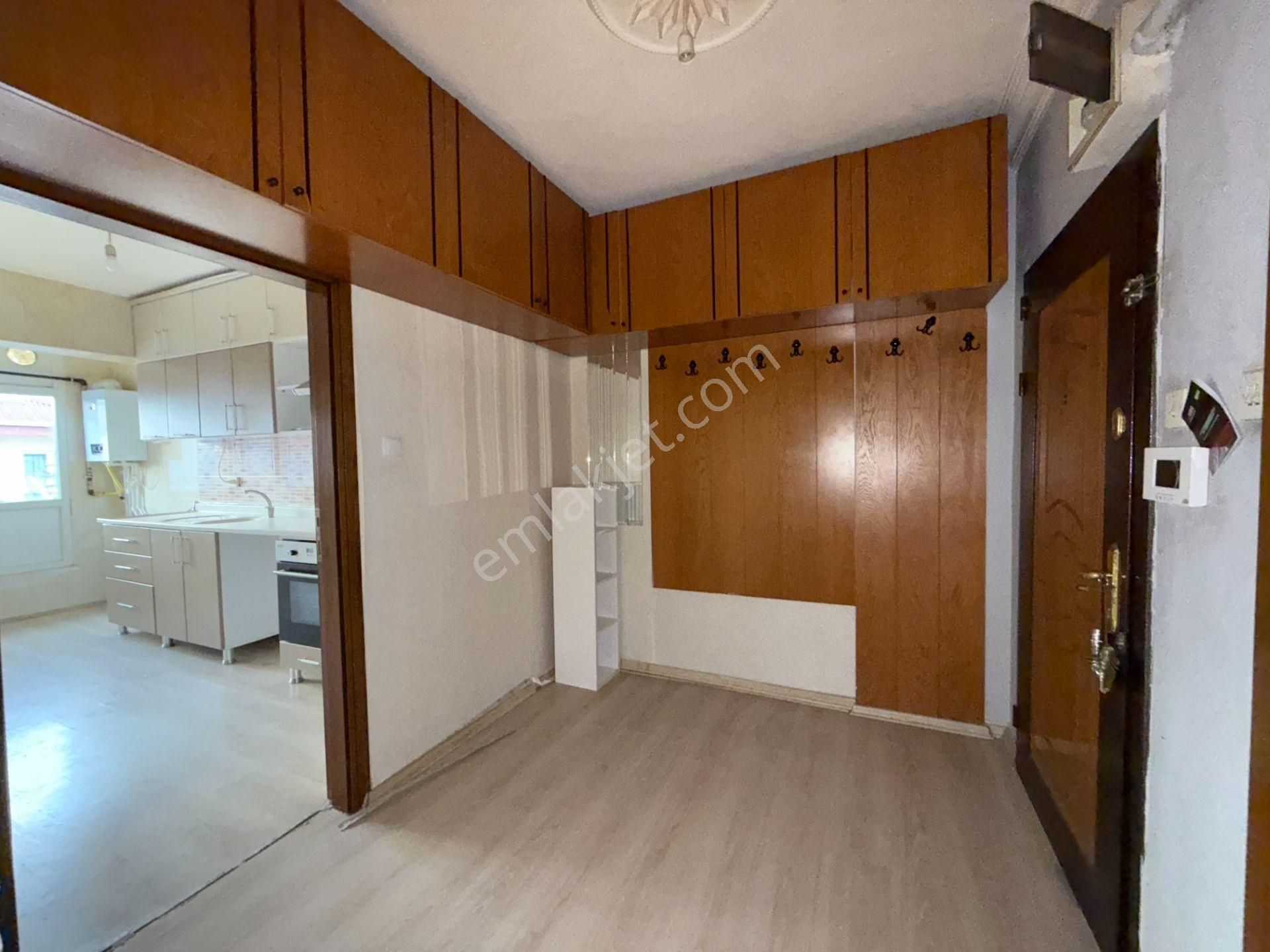 Ufuk Kılıç Emlak'tan Bu Fiyat Kaçmaz Merkezde Katta G.cephe 3+1 Daire - Görsel 24