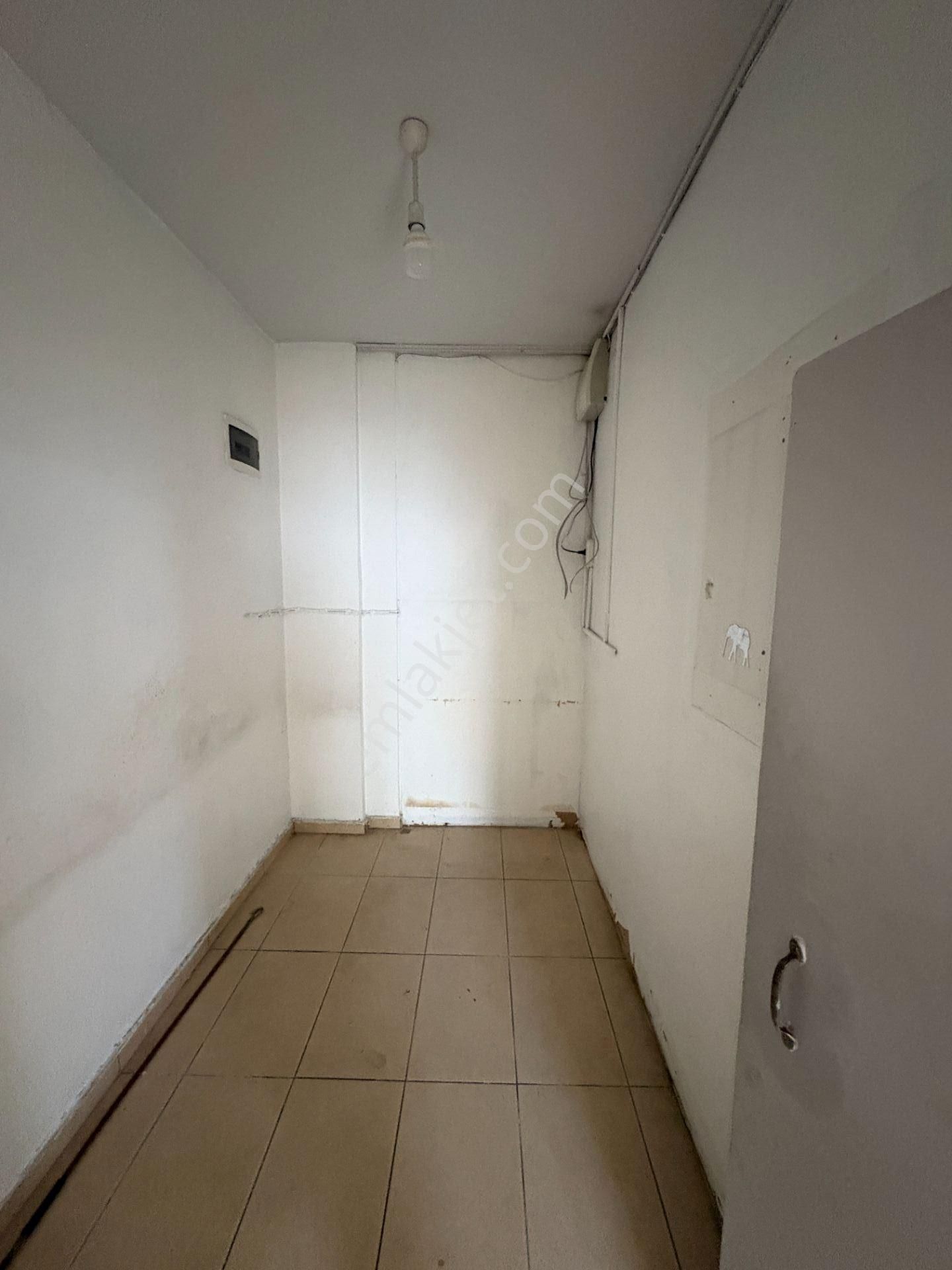 Milas Çarşı Merkezinde Kiralık İş Yeri - Görsel 9