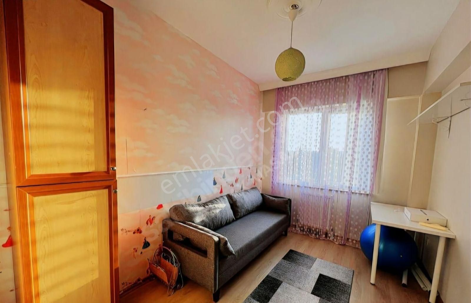 Sancaktape Mahal Ada'da Satılık Ferah Geniş 3+1 Daire - Görsel 3