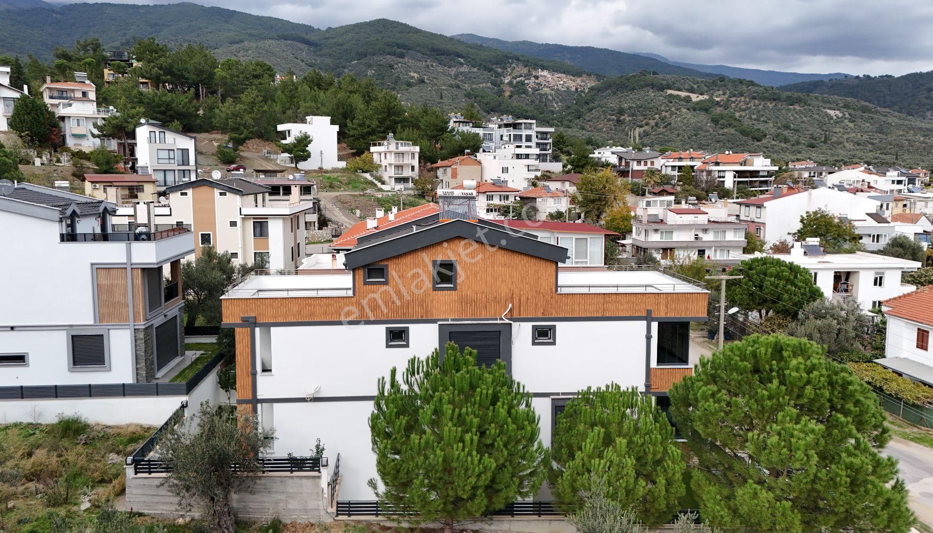 Yiğit'ten Güre'de 4+2 Deniz & Dağ Manzaralı Lüks Müstakil Ev - Görsel 4