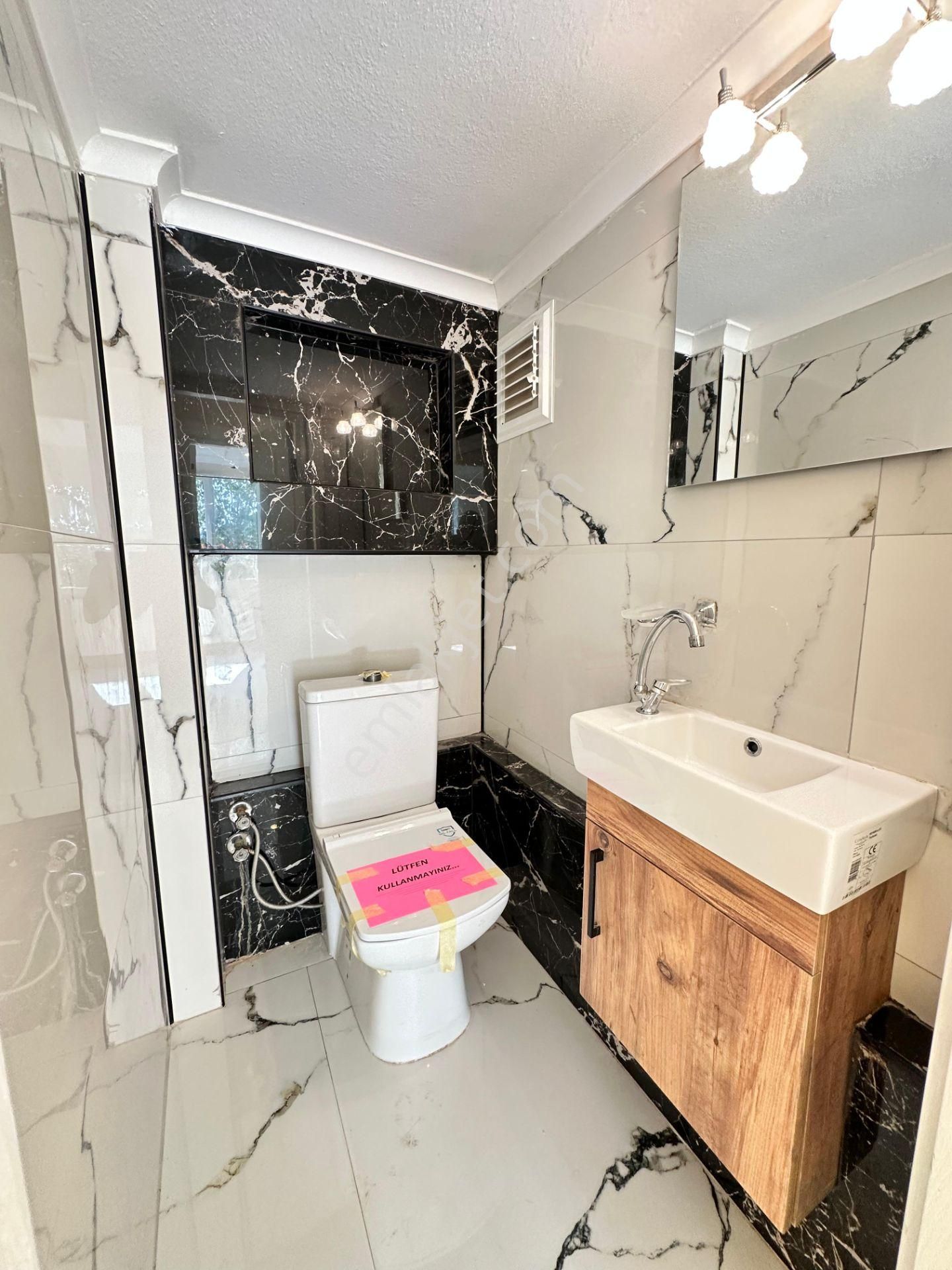 Göztepe Metro Çıkışı 3+1 140 M2 Tadilatlı Lüx Satılık Daire - Görsel 24