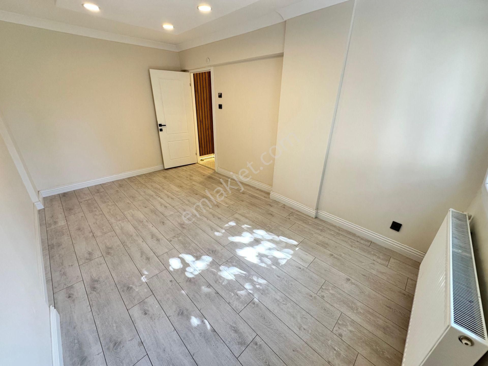 Göztepe Metro Çıkışı 3+1 140 M2 Tadilatlı Lüx Satılık Daire - Görsel 10