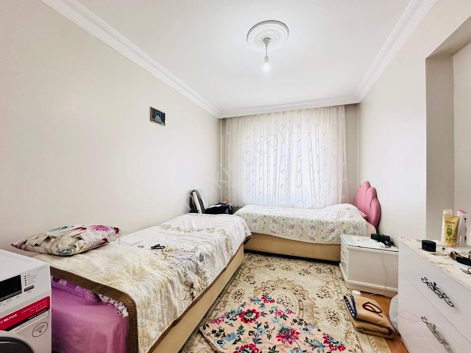 Kalecik Emlak'tan Fatih Mahallesinde Köşe Başı 3+1 Orta Kat Daire - Görsel 18