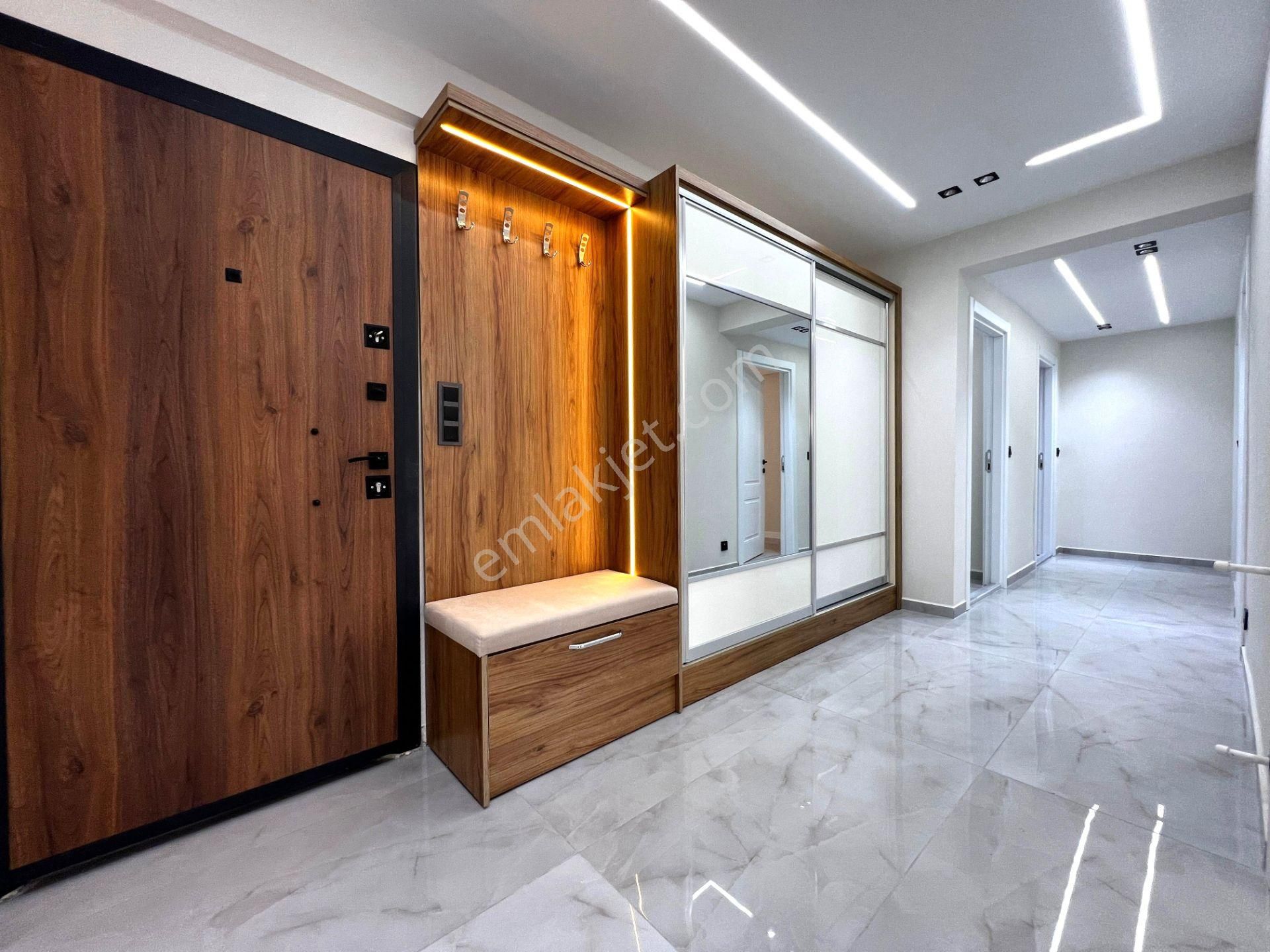 Yiğit'ten Altınkumda 3+1 Ebeveyn Banyolu Full Yapılı Lüks Daire - Görsel 11