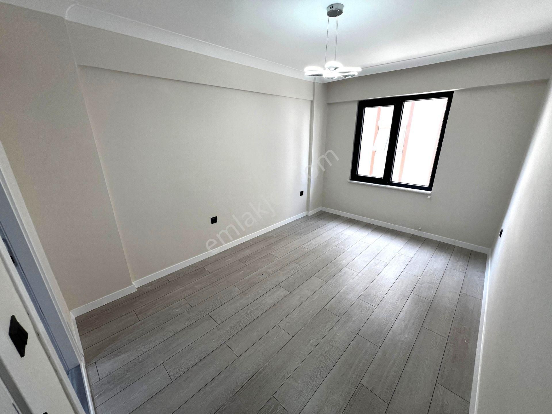 Yiğit'ten Altınkumda 3+1 Ebeveyn Banyolu Full Yapılı Lüks Daire - Görsel 23