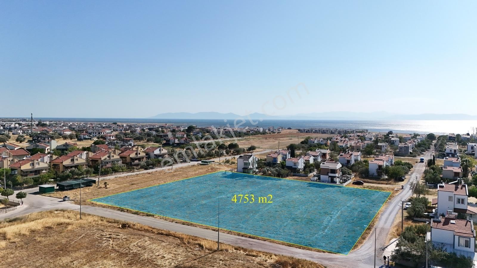 Altınova Sahilde Hem Site Hem Otel Yapımına Müsait Fırsat Arsa - Görsel 8