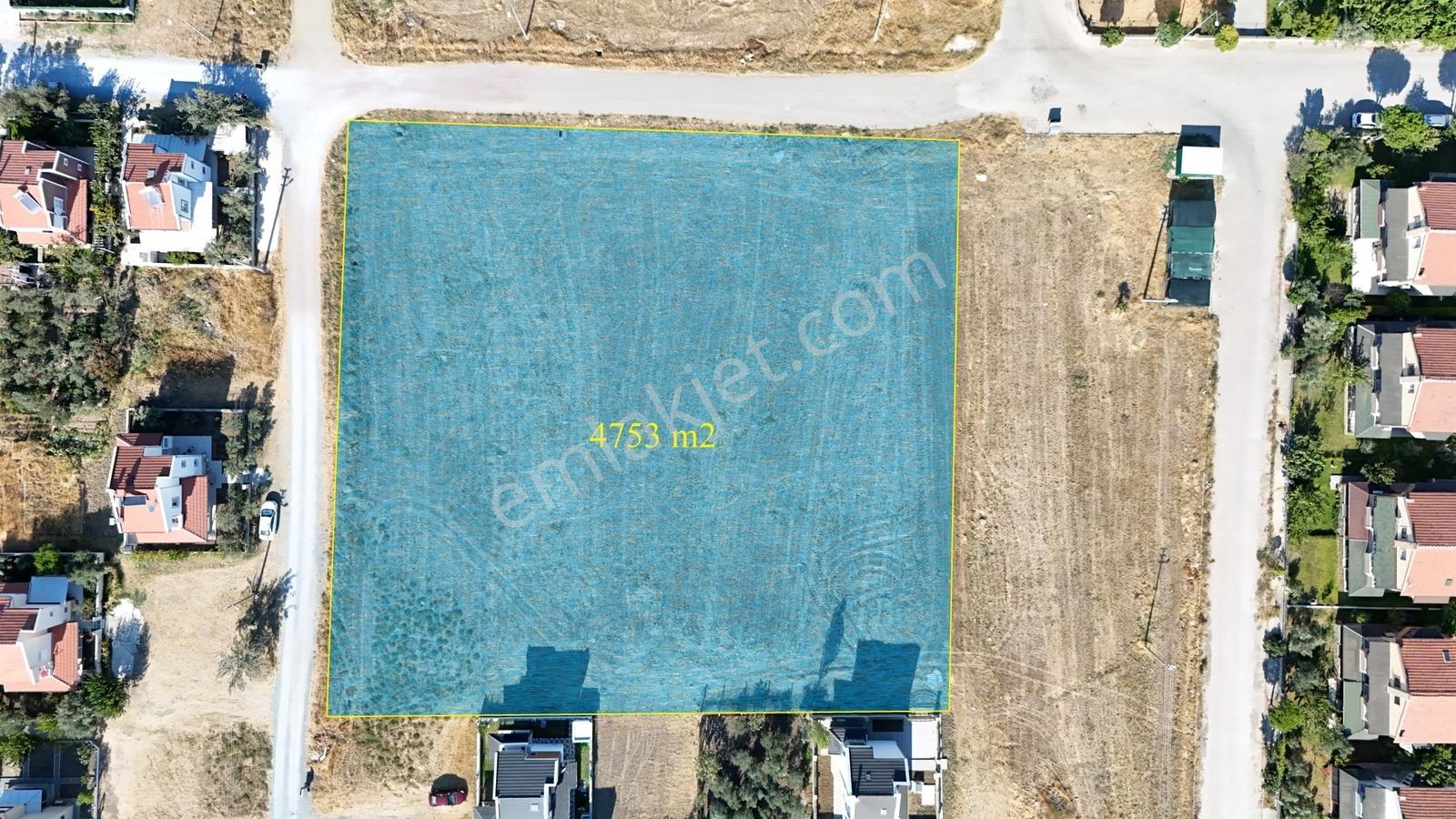 Altınova Sahilde Hem Site Hem Otel Yapımına Müsait Fırsat Arsa - Görsel 6