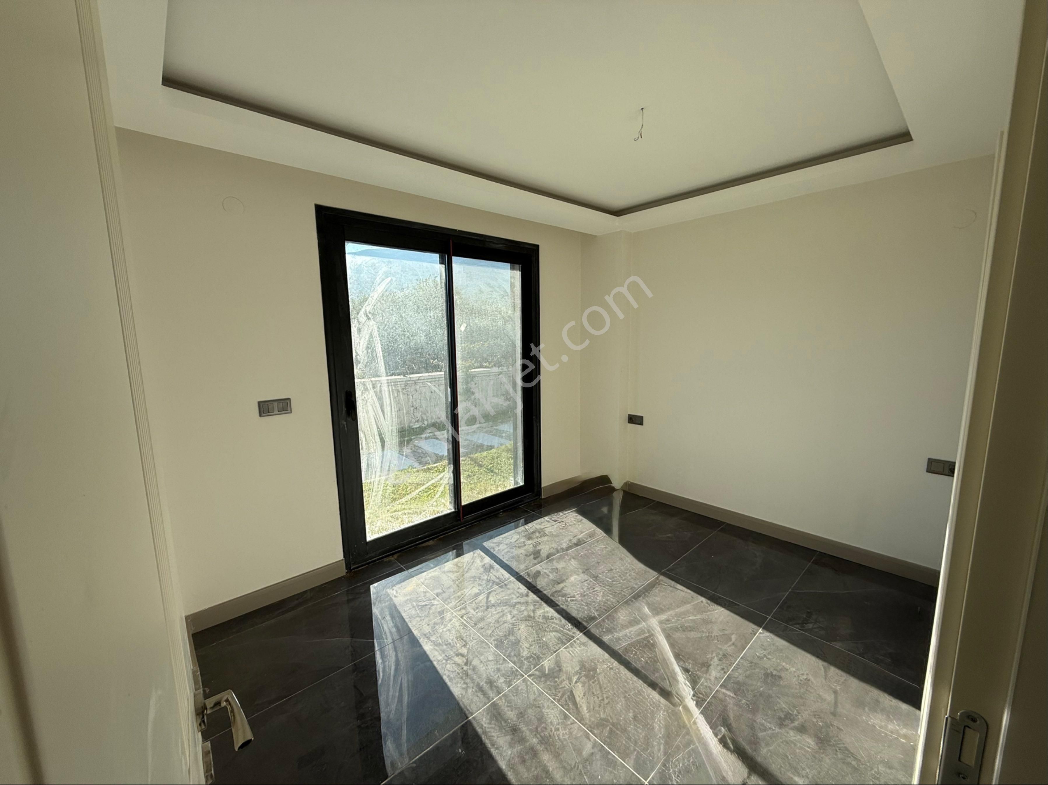 Kuşadası Davutlar‘da Satılık Özel Havuzlu Tek Müstakil 4 + 1 Sıfır Villa - Görsel 13