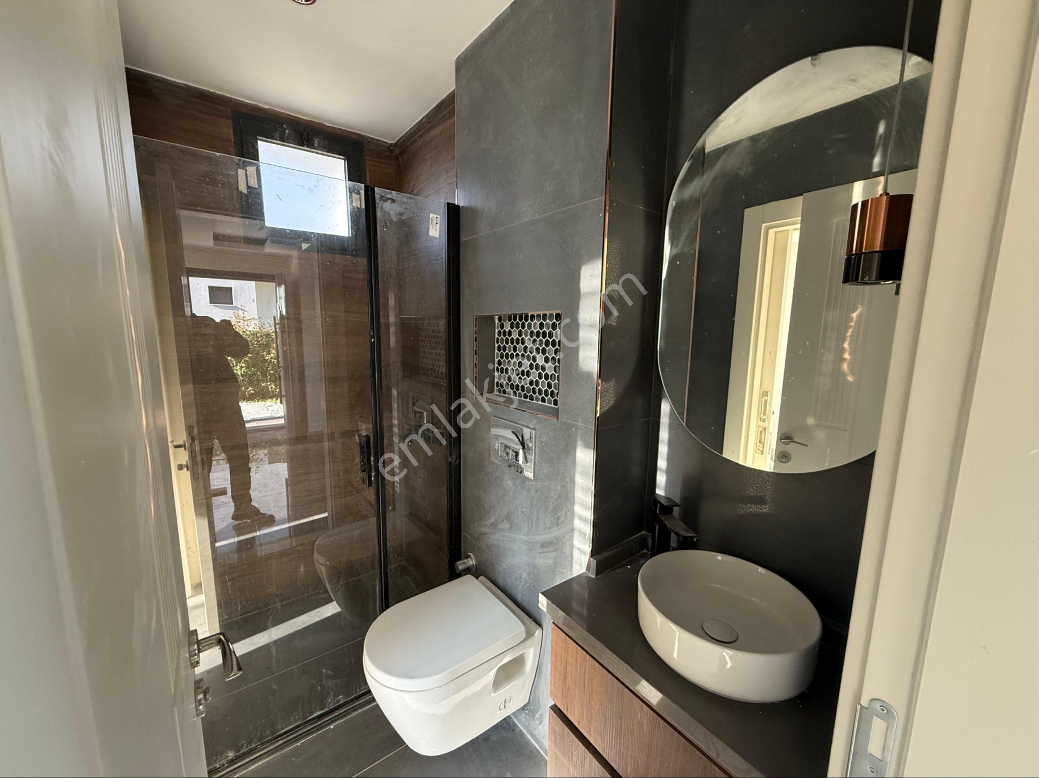 Kuşadası Davutlar‘da Satılık Özel Havuzlu Tek Müstakil 4 + 1 Sıfır Villa - Görsel 10