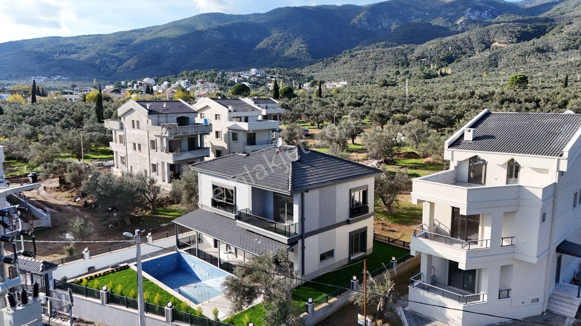 Yiğit'ten Güre'de Havuzlu Tam Müstakil 4+1 Ulra Lüks Villa - Görsel 3